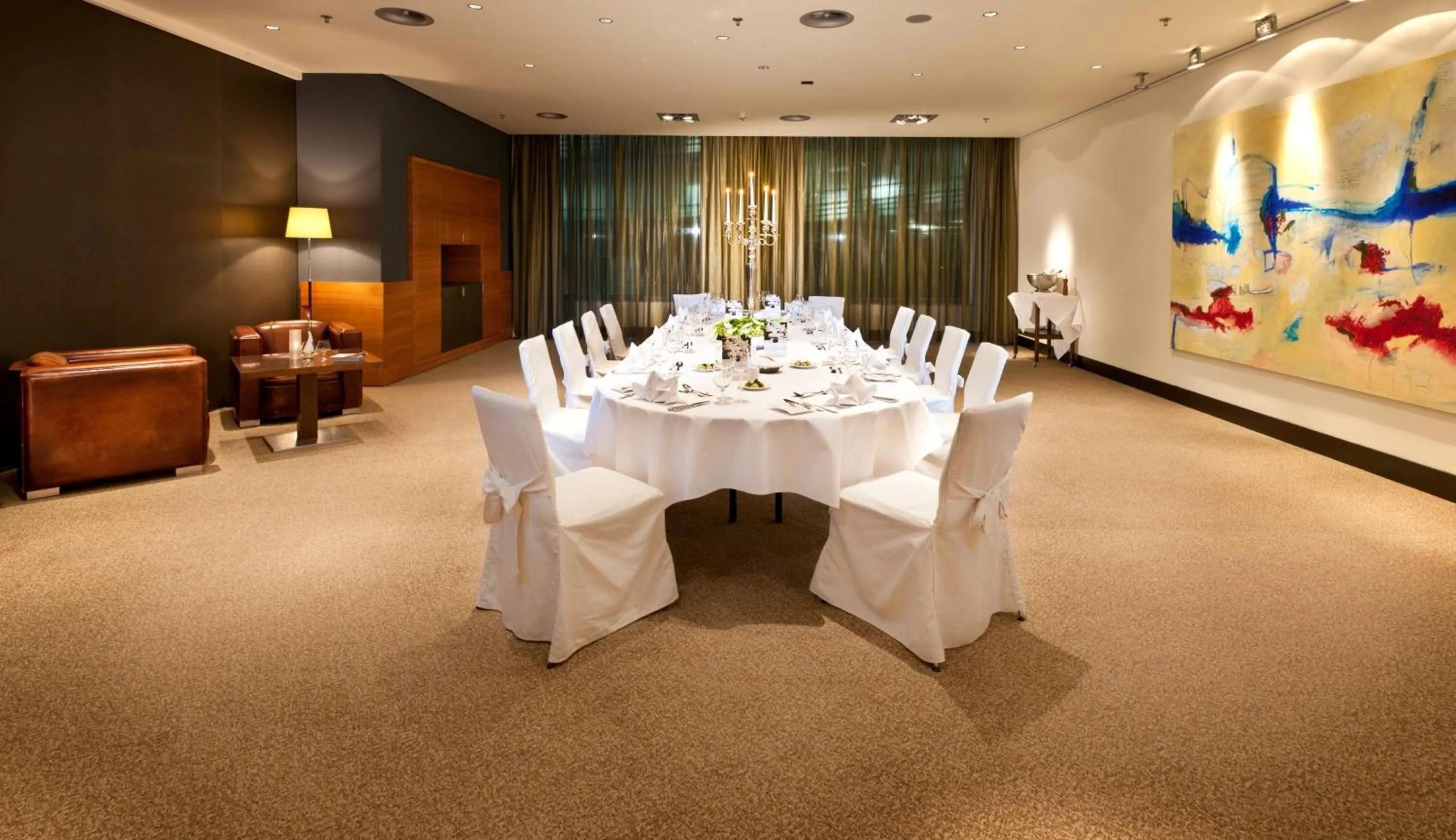 Restaurant/places to eat in Dorint Hotel am Heumarkt Köln