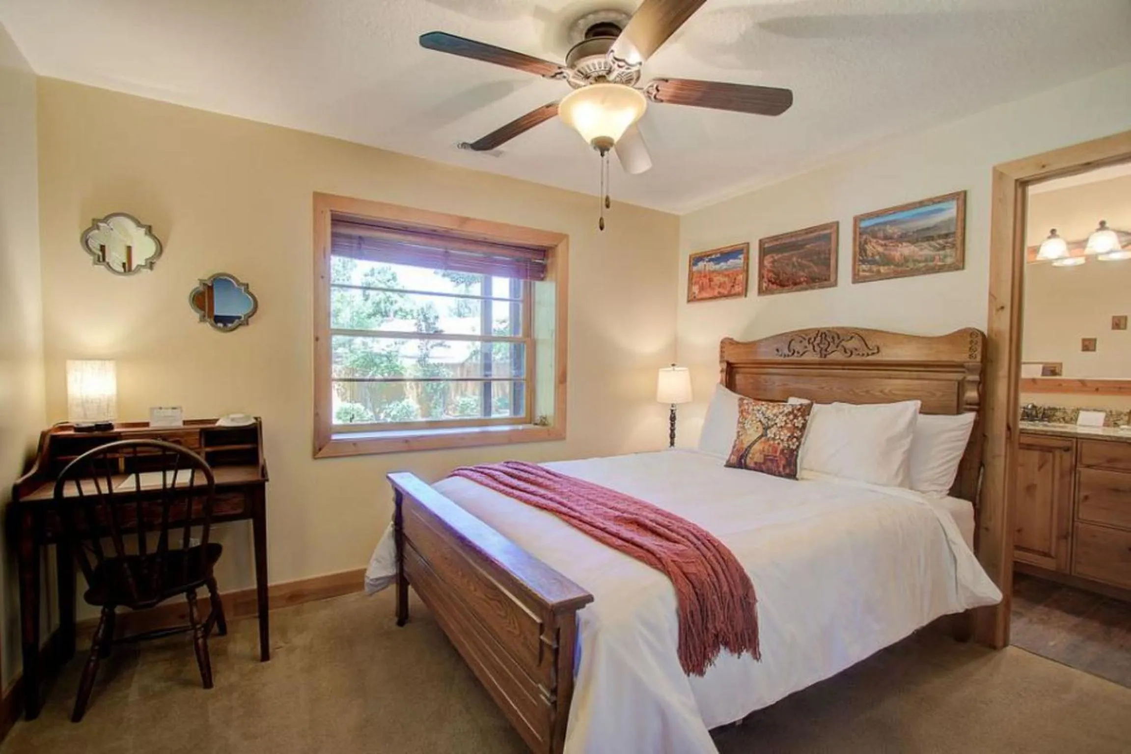 Standard Queen Room in Engen Hus Bed and Breakfast