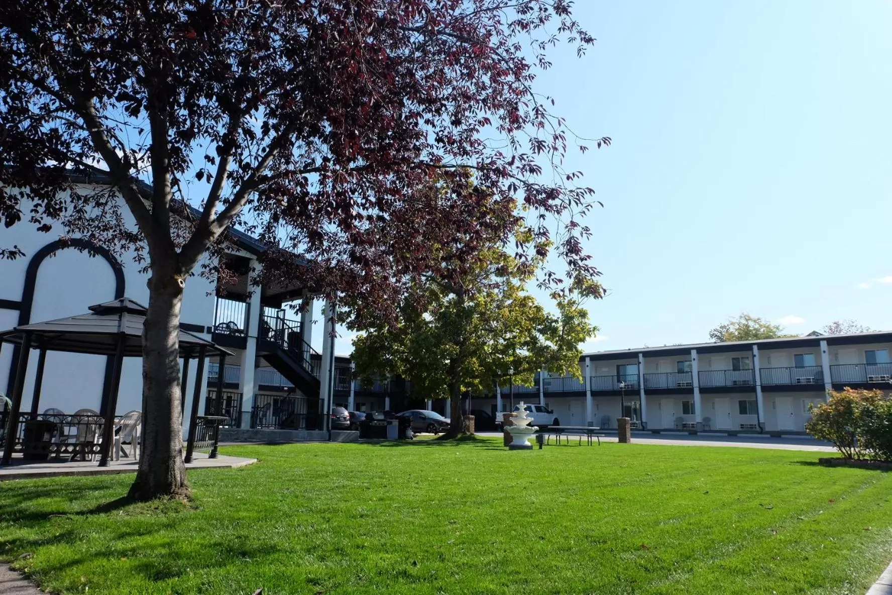 Property building in Oasis Inn