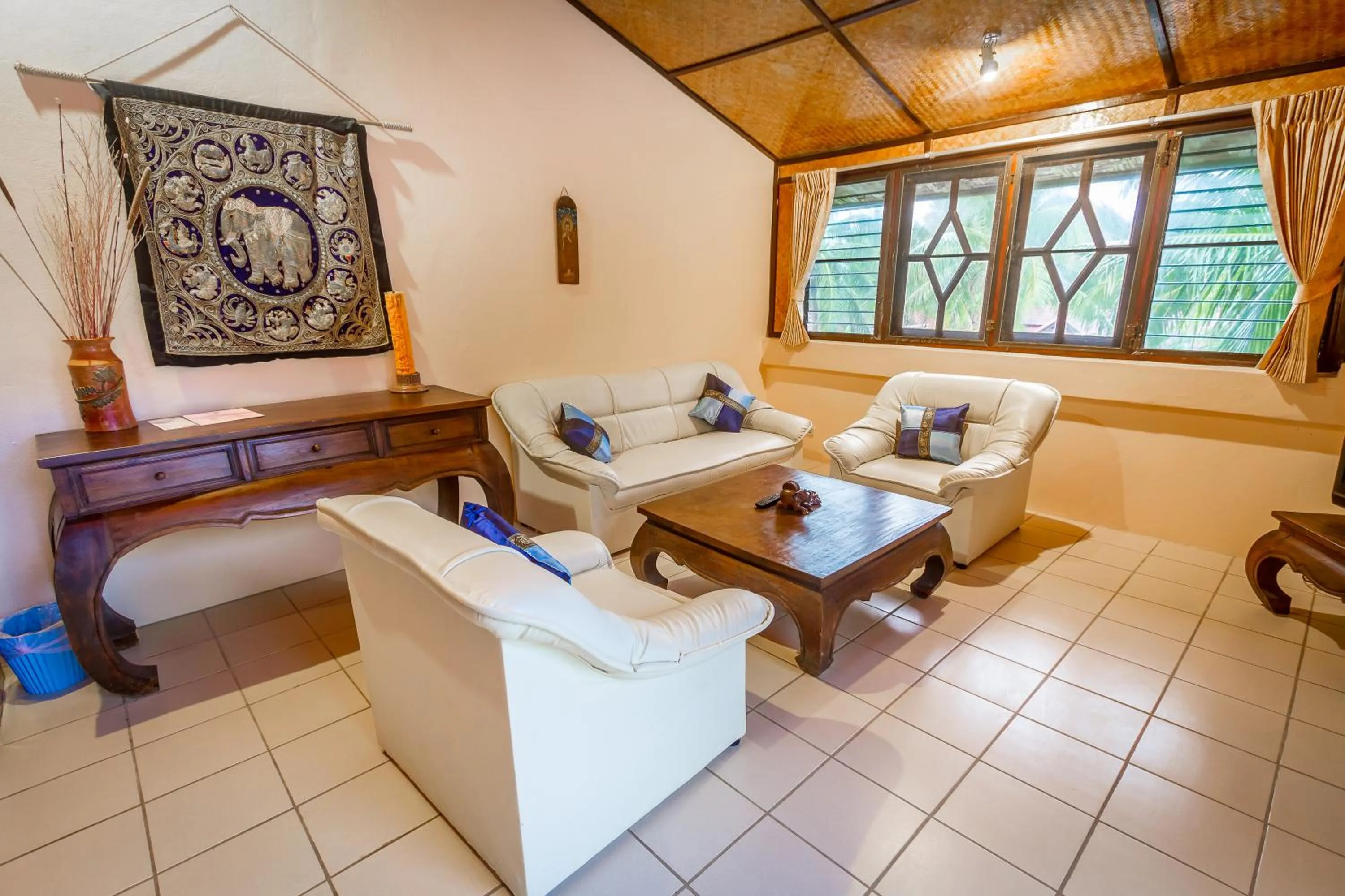 Living room in Laguna Beach Club Resort