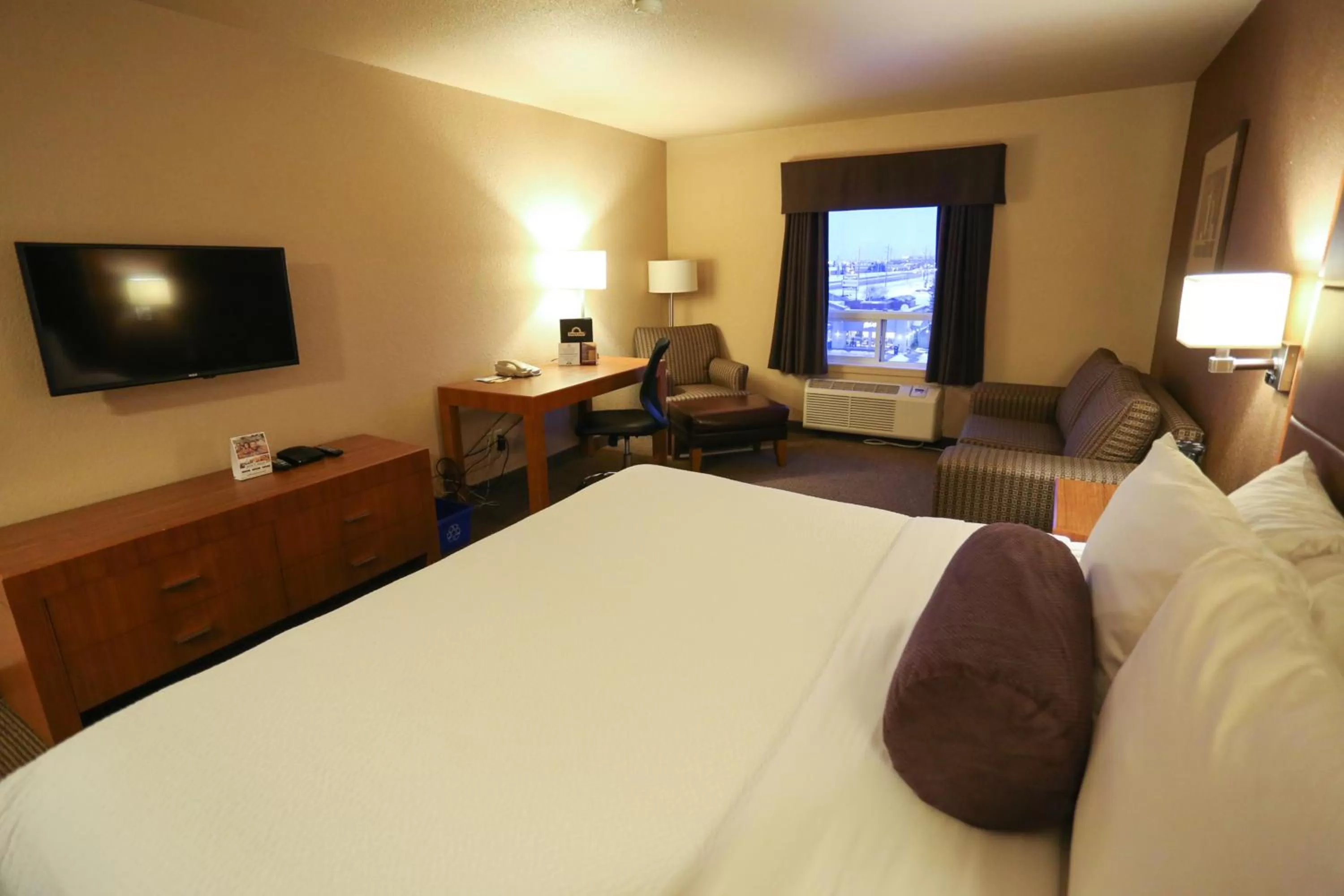 Bed in Days Inn by Wyndham Calgary Airport