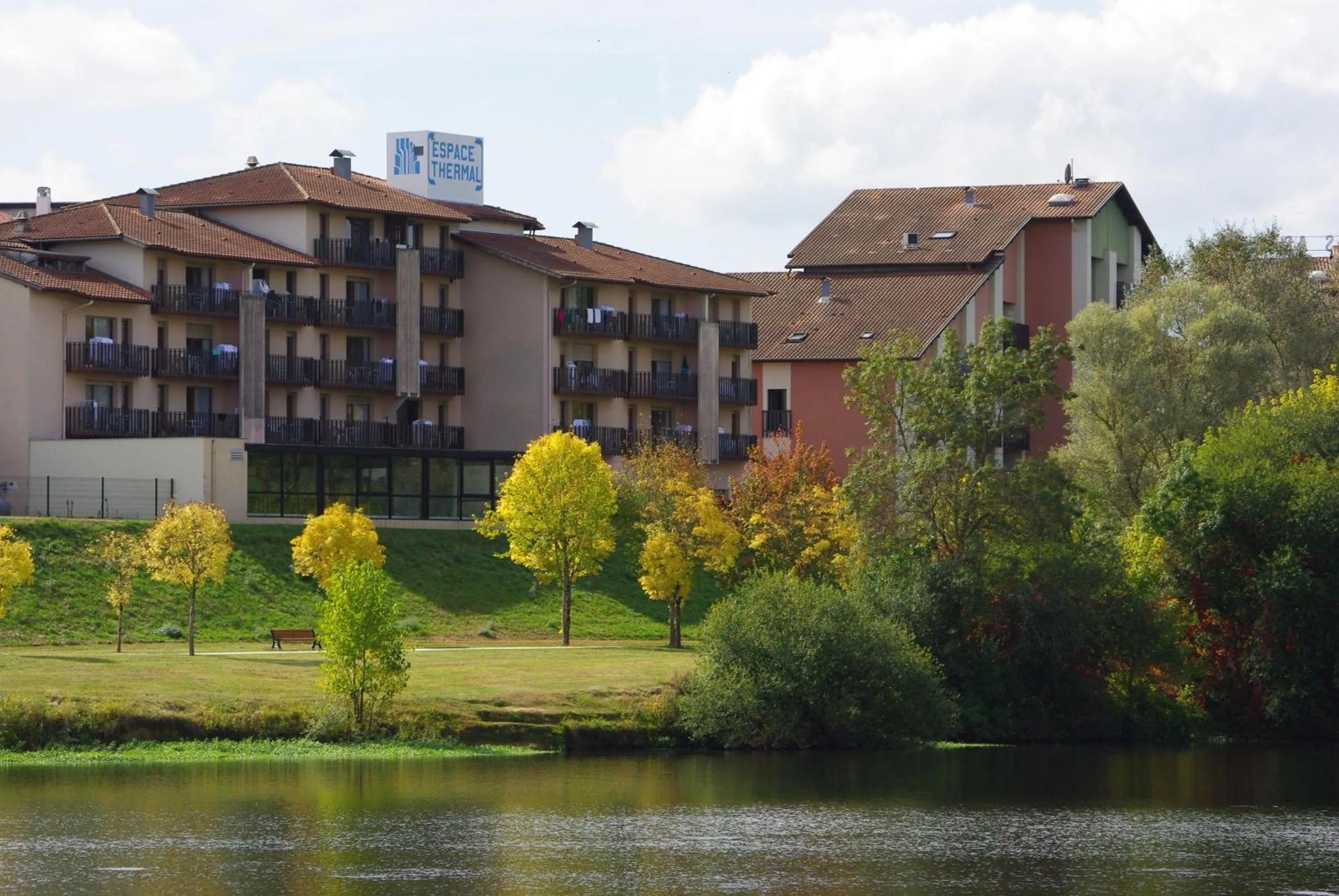 Lake view in Résidence Espace Thermal