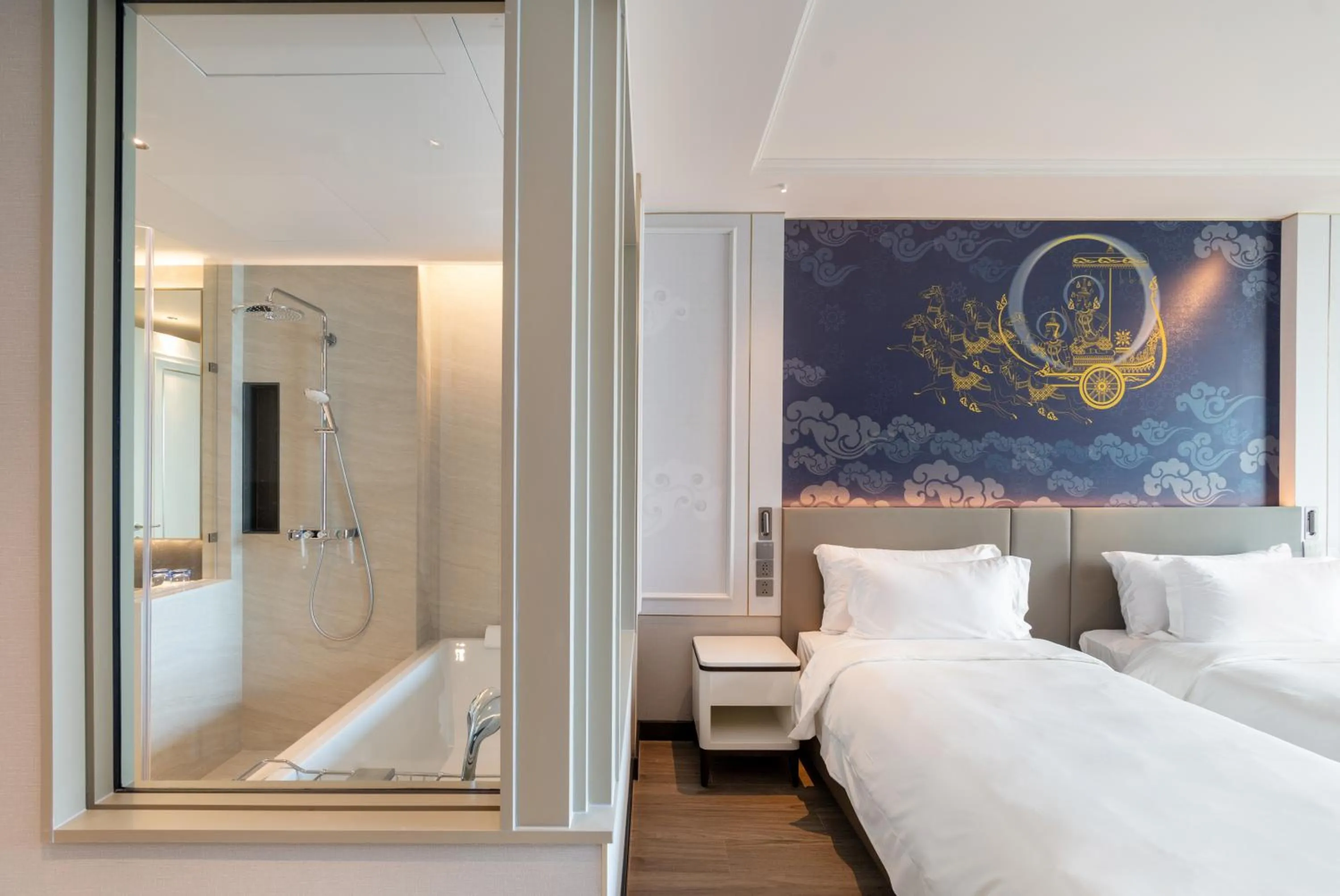 Bathroom, Bed in Grande Centre Point Surawong Bangkok