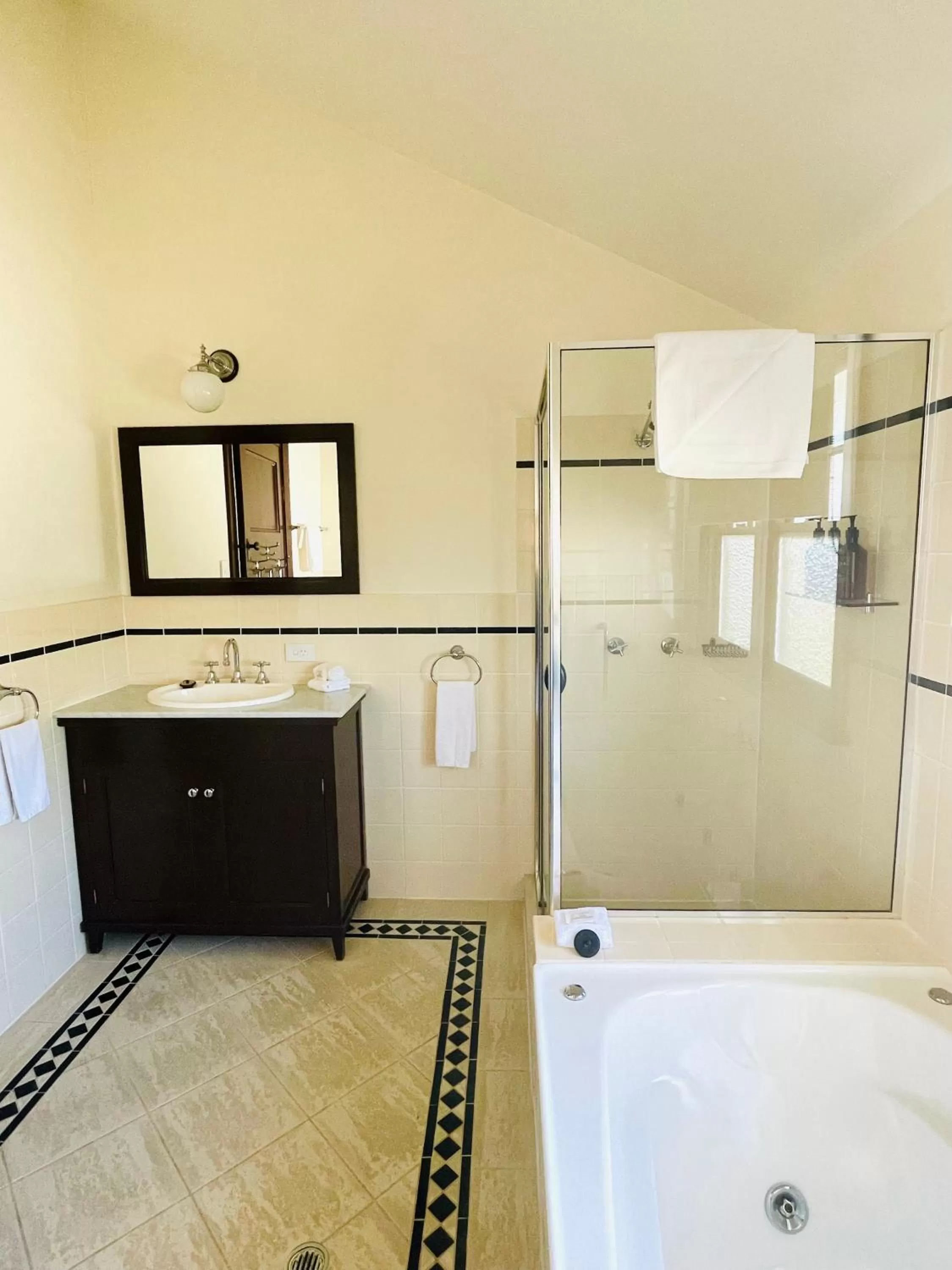 Ballina Manor Boutique Hotel