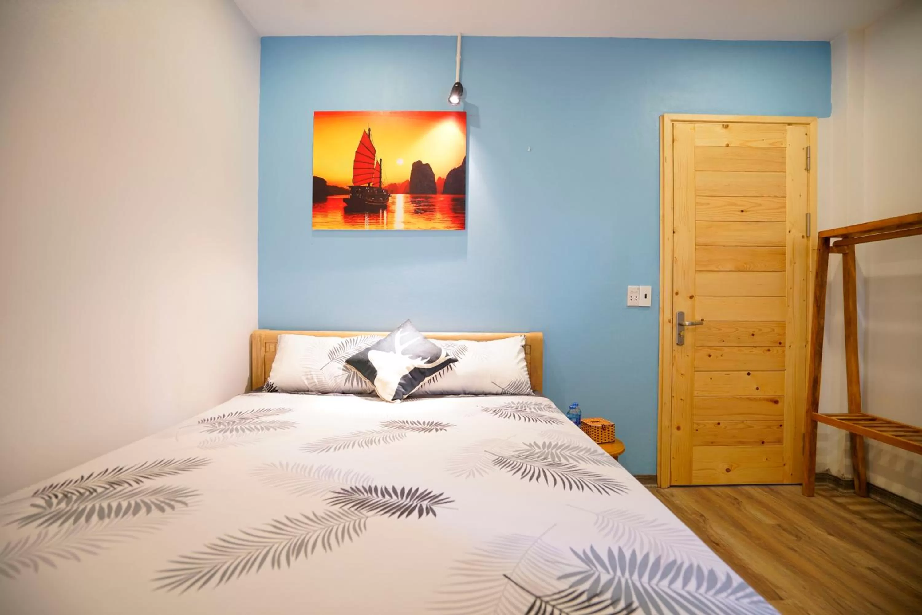 Bedroom, Bed in Halong bay Almorhome