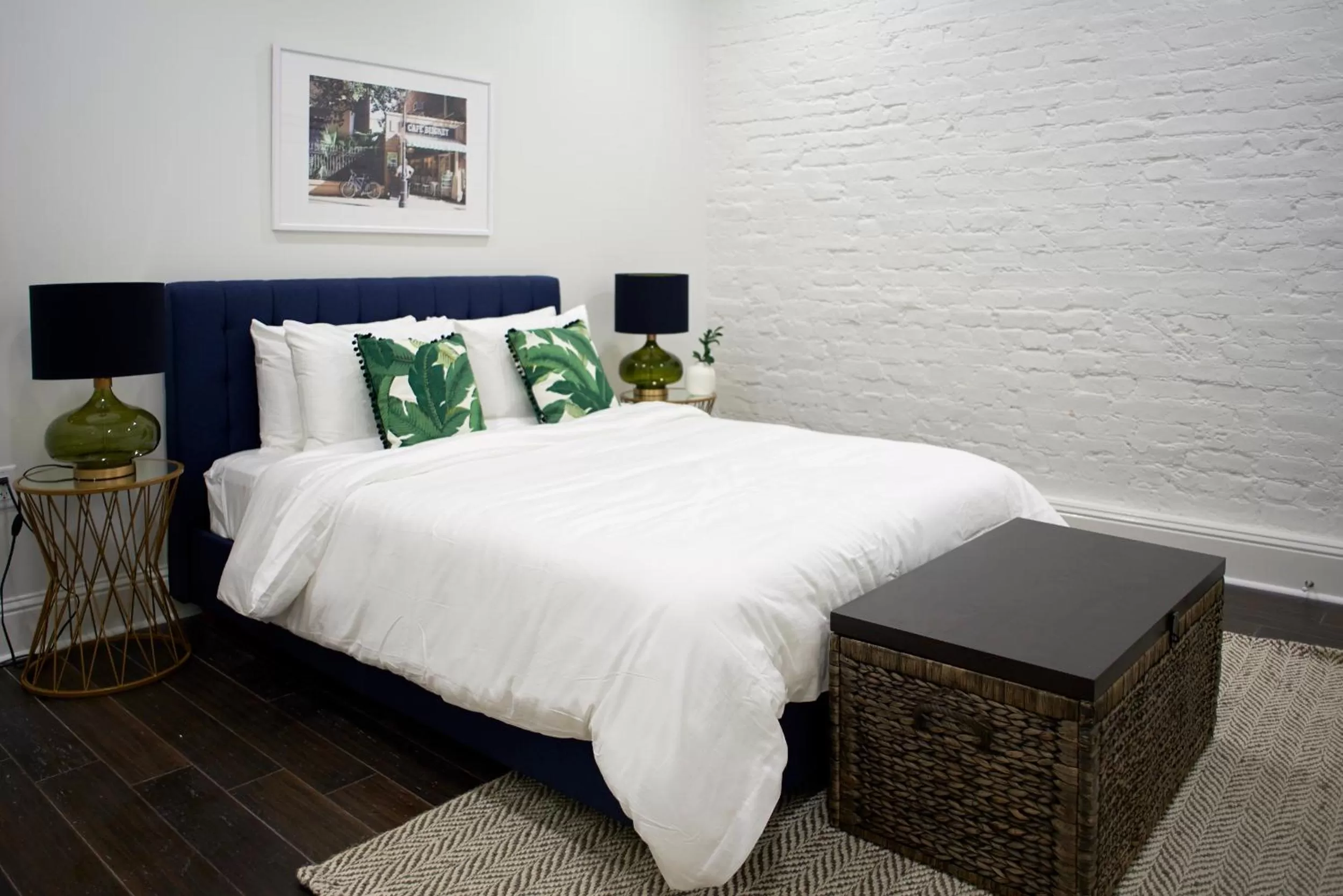 Living room, Bed in Sonder Lafayette Square