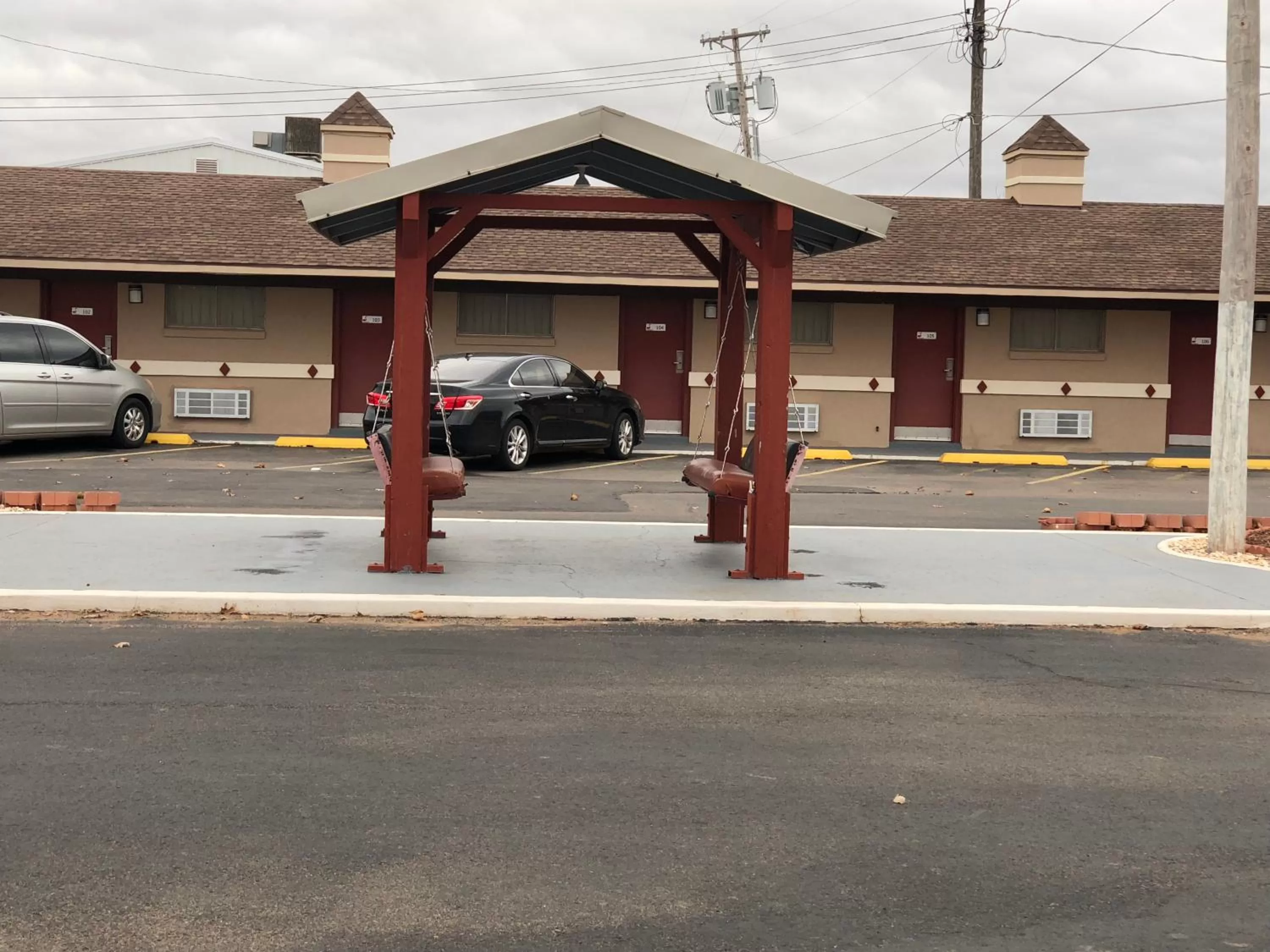 Property Building in Flamingo Inn