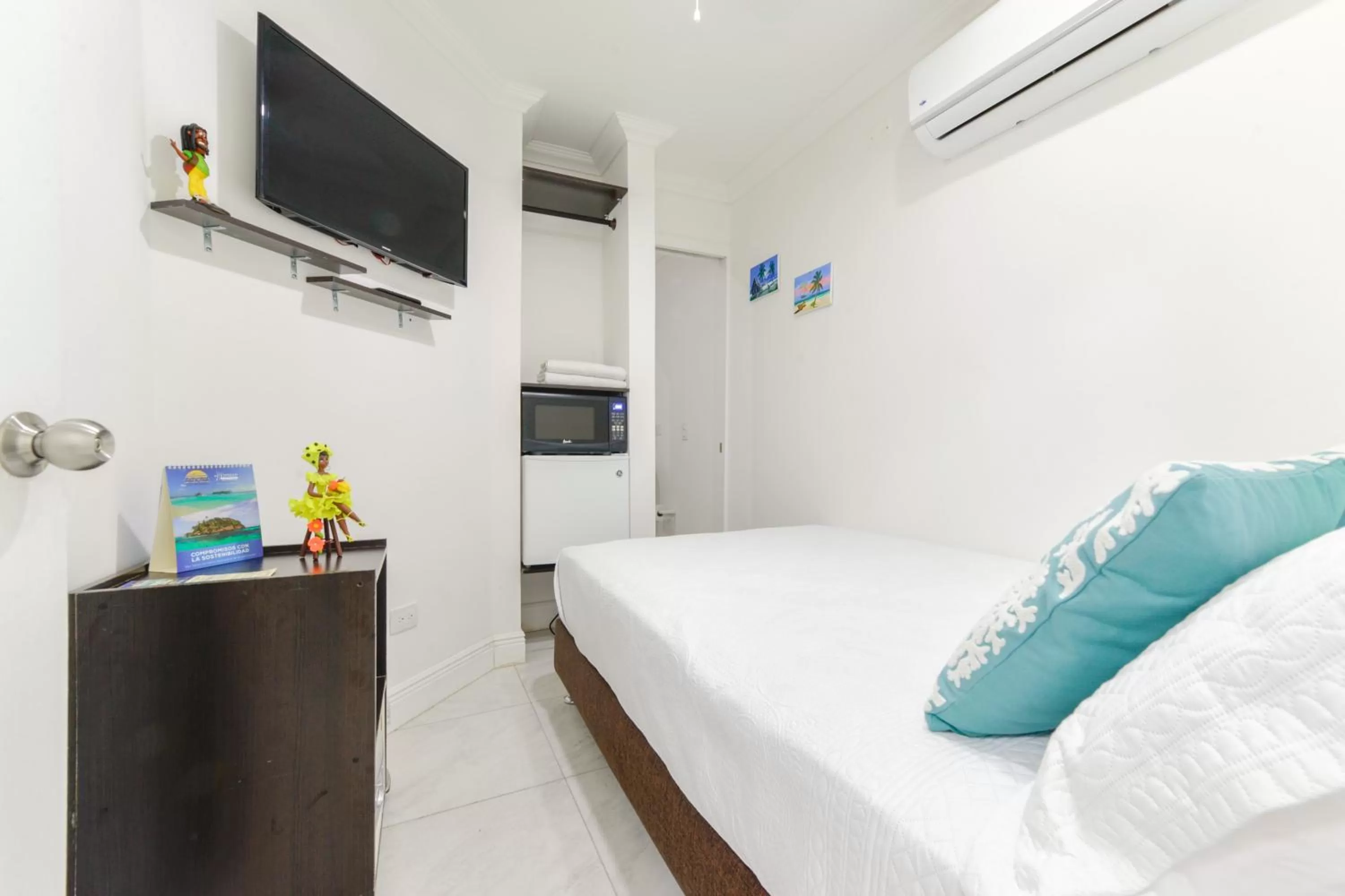 Photo of the whole room, Bed in Hotel Las Lunas