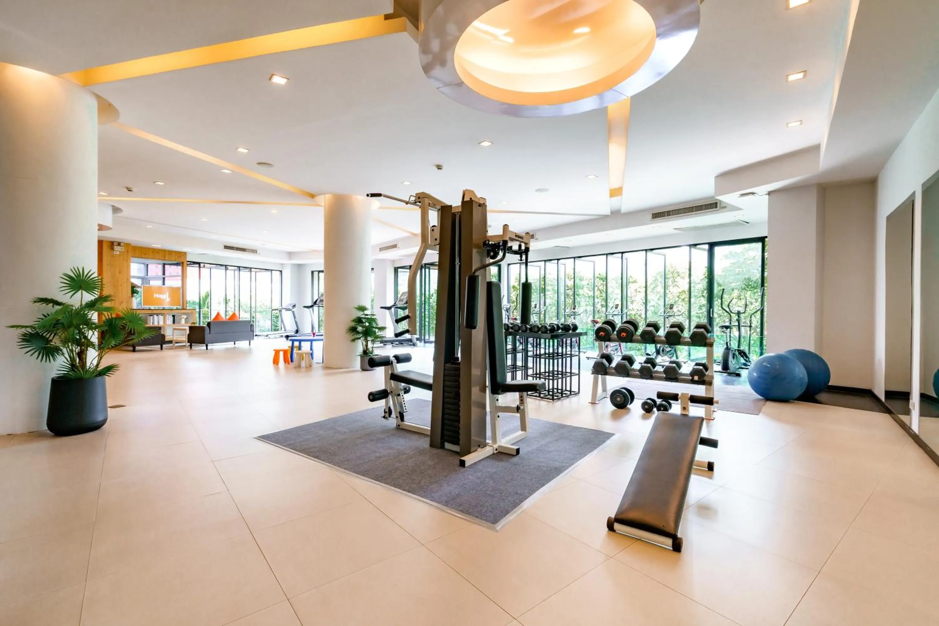 Fitness centre/facilities in Hotel J Pattaya