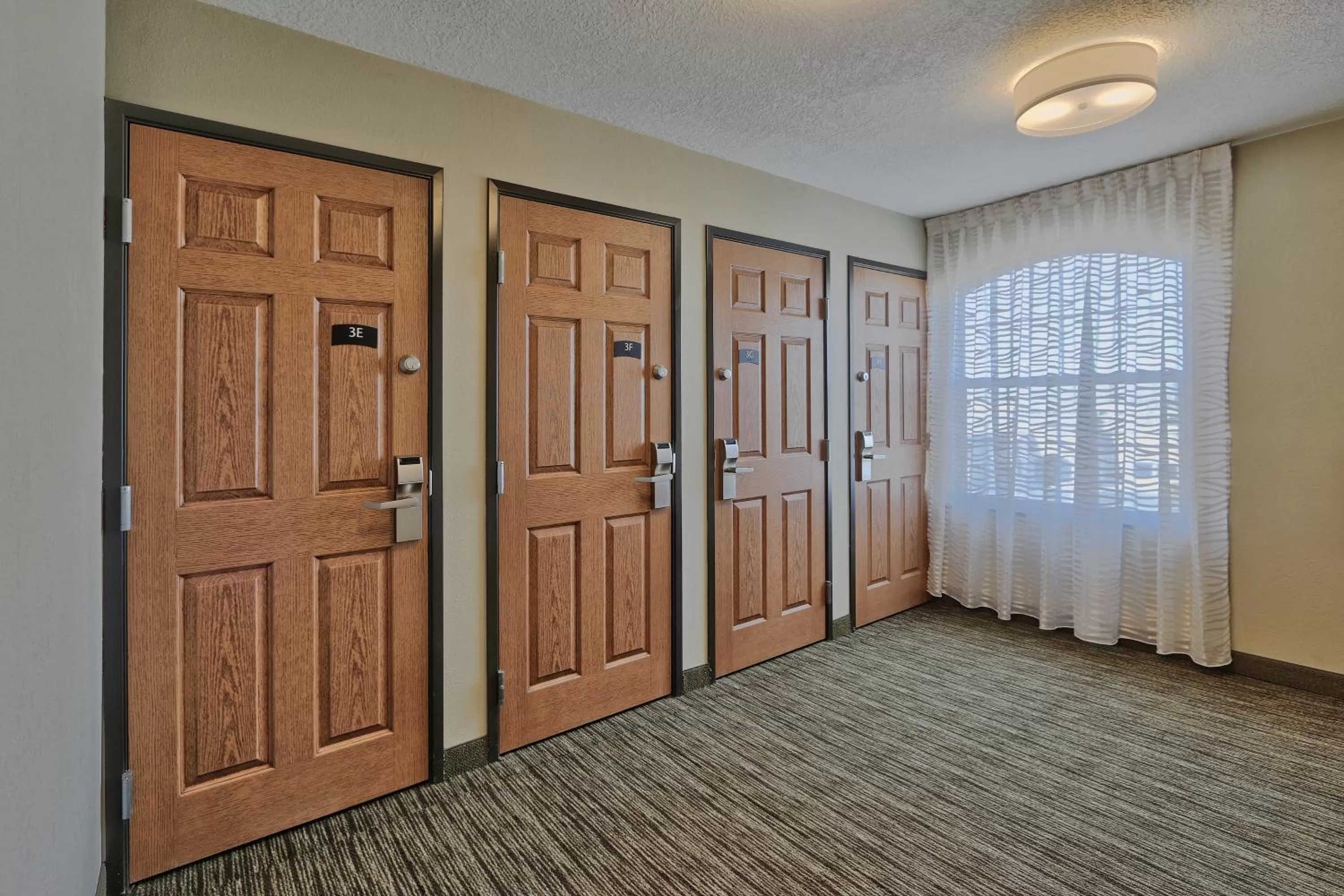 Lobby or reception in Staybridge Suites Albuquerque North by IHG