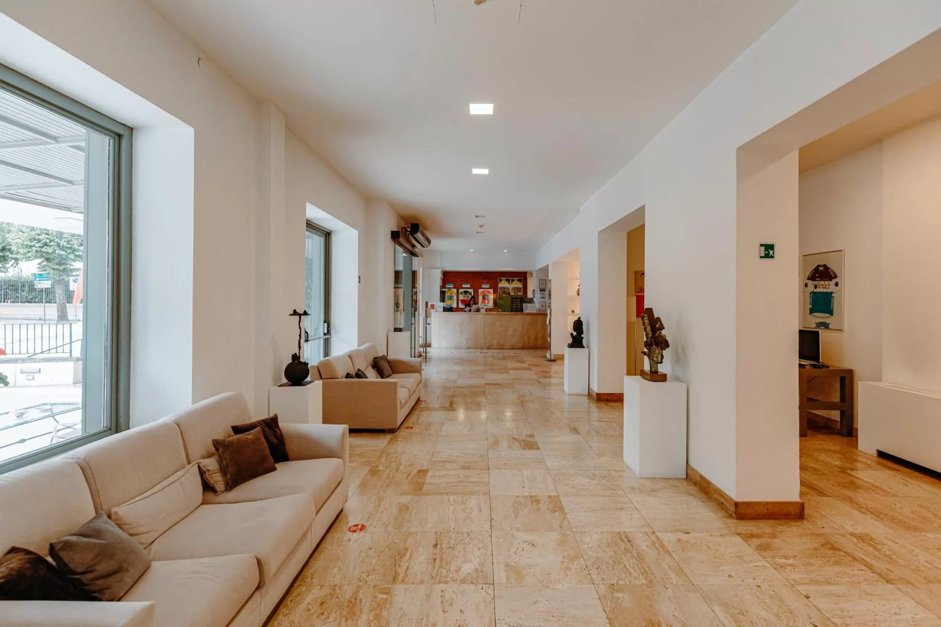 Lobby or reception in Grand Hotel Croce Di Malta