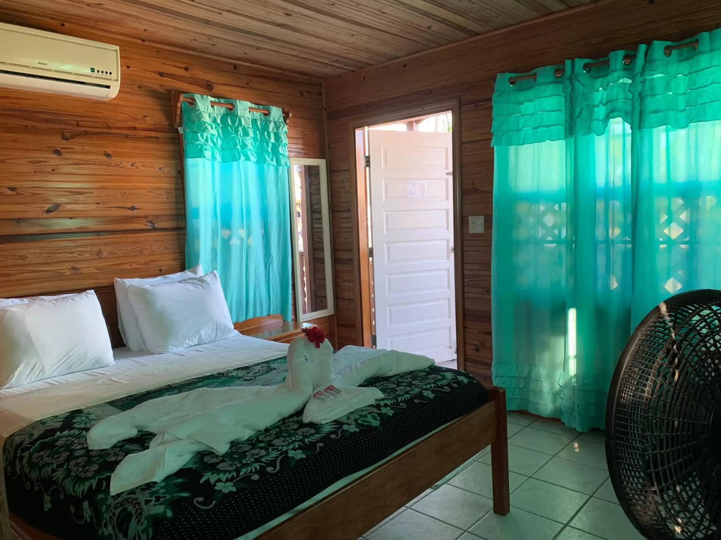 Double Room with Balcony with Private Bathroom / AC in Blue Wave Guest House Double Room with Balcony with Private Bathroom / AC in Blue Wave Guest House