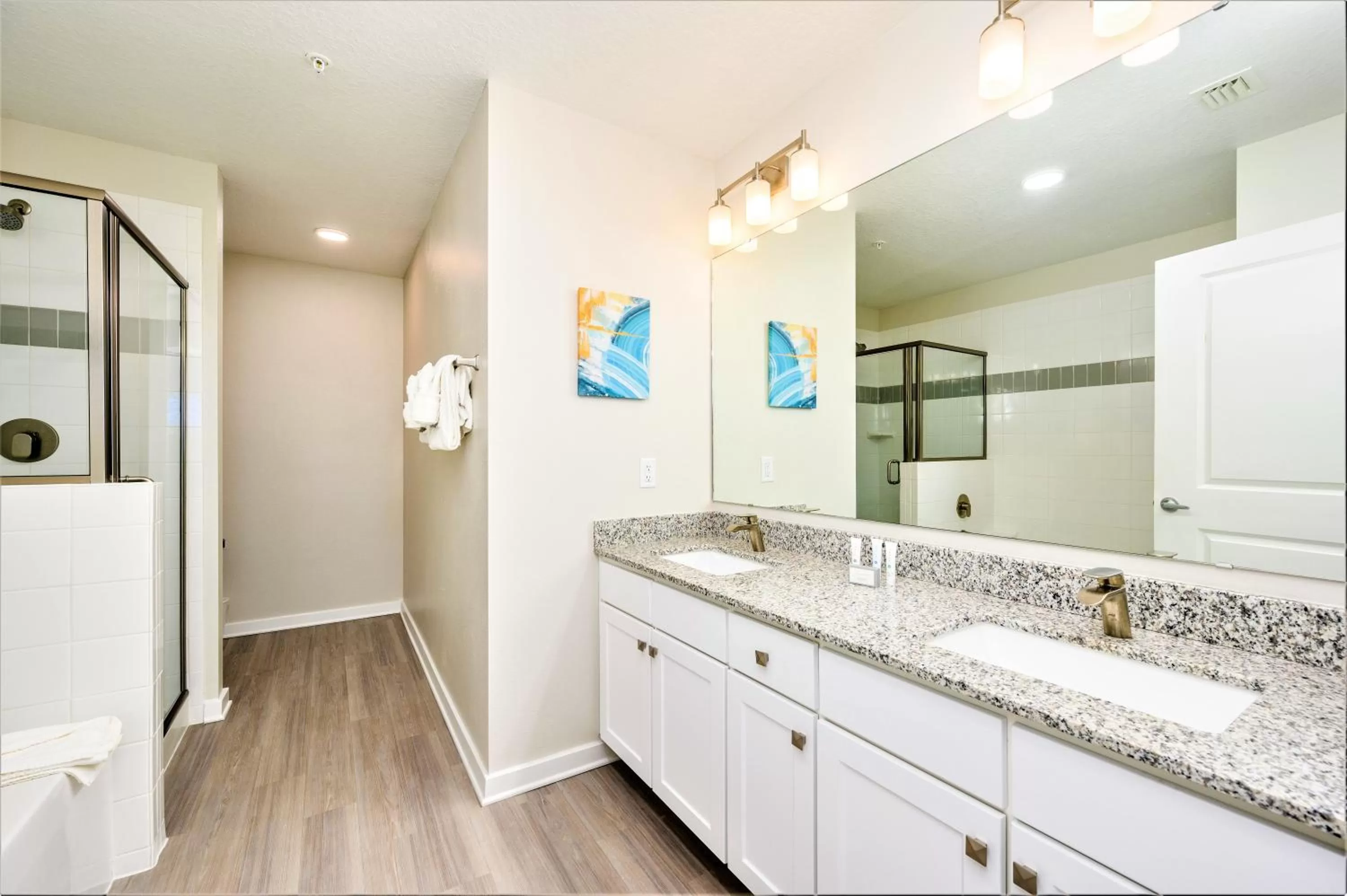 Shower in Vista Cay Resort by Millenium at Universal Blvd.