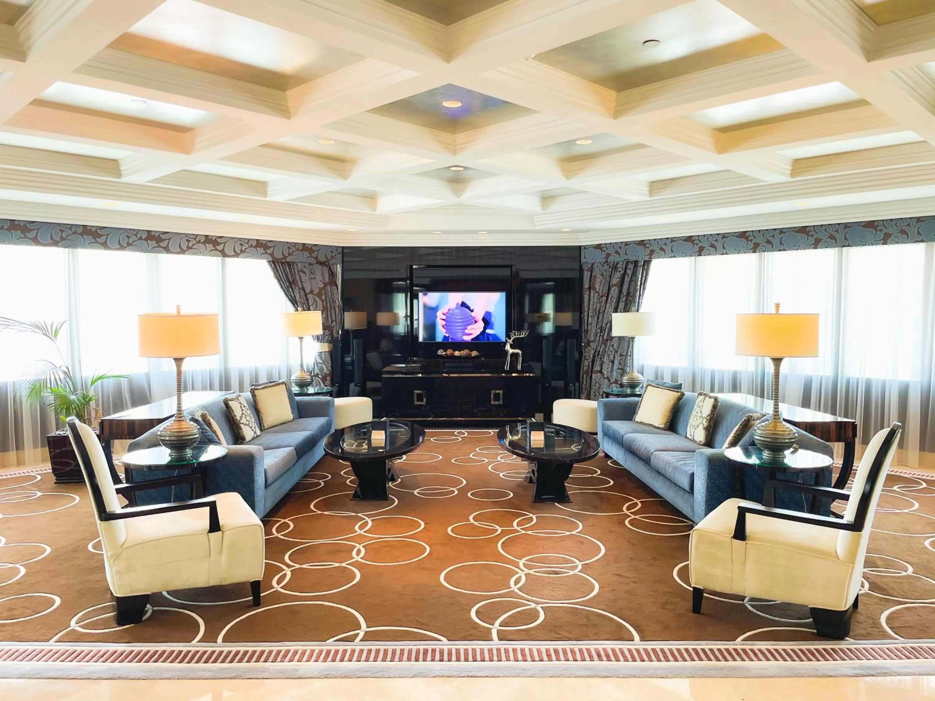 TV and multimedia in Mövenpick Grand Al Bustan