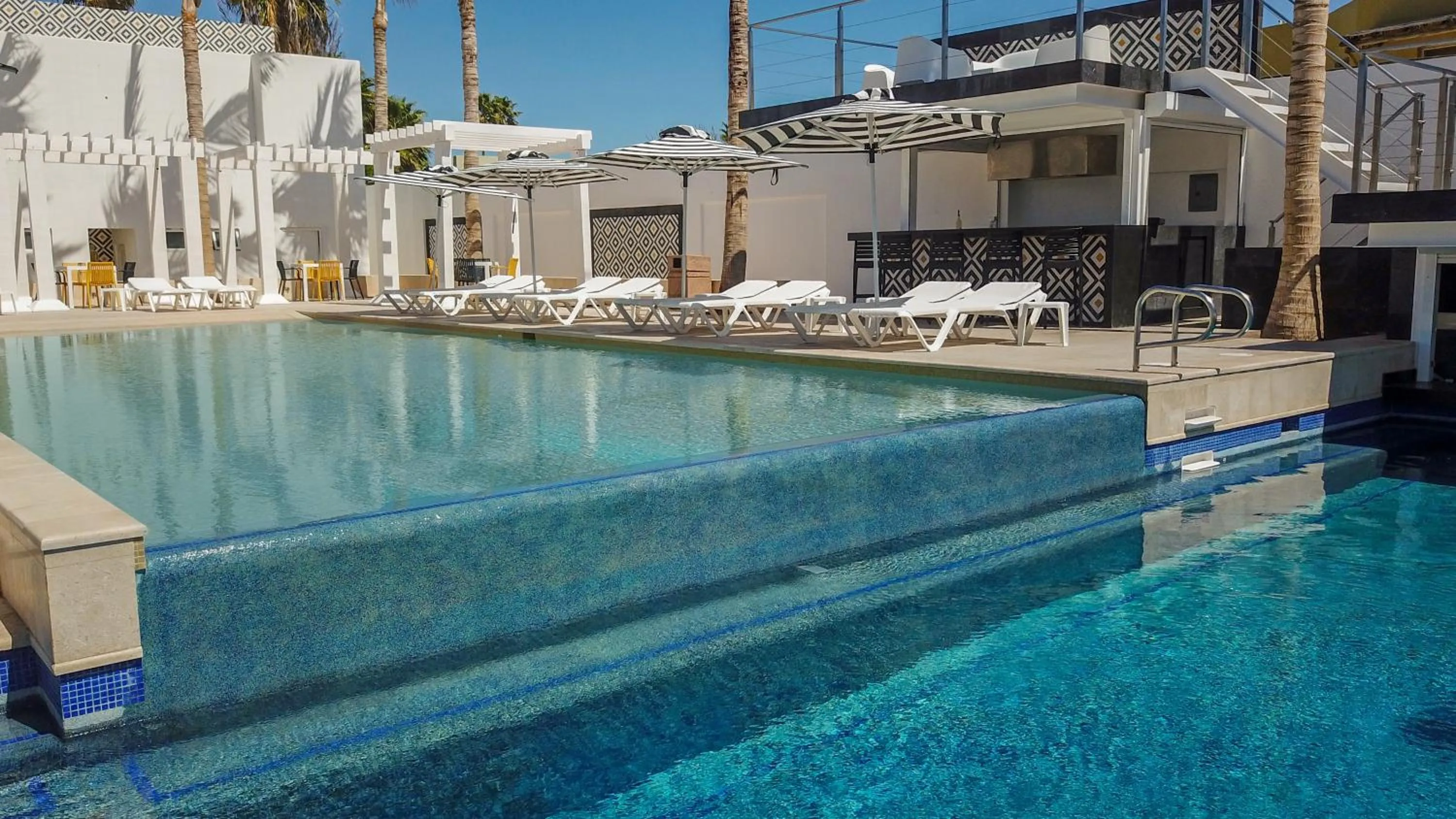 Swimming pool in Marinaterra Hotel & Spa