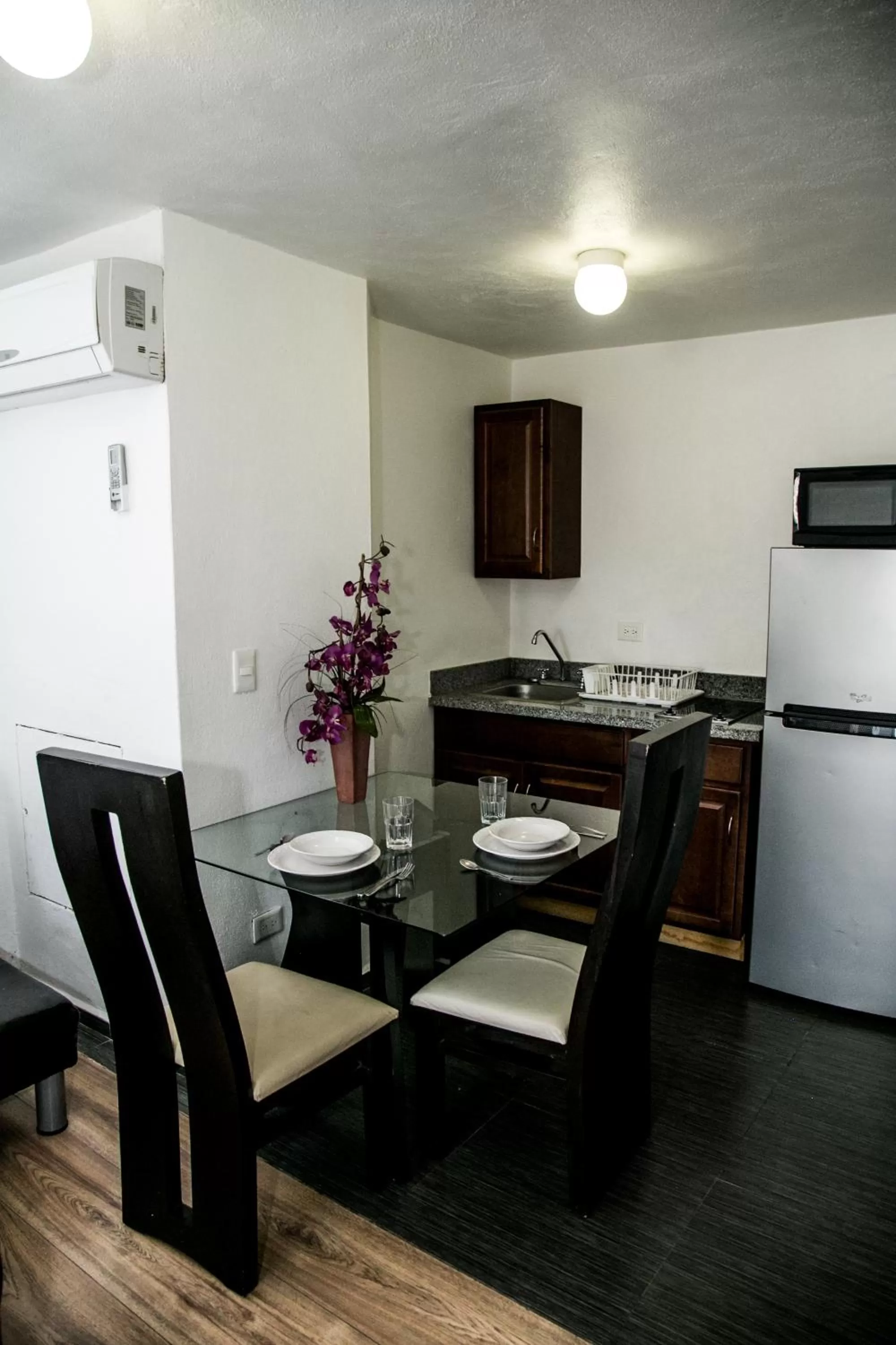 Kitchen or kitchenette in Booking Dioh