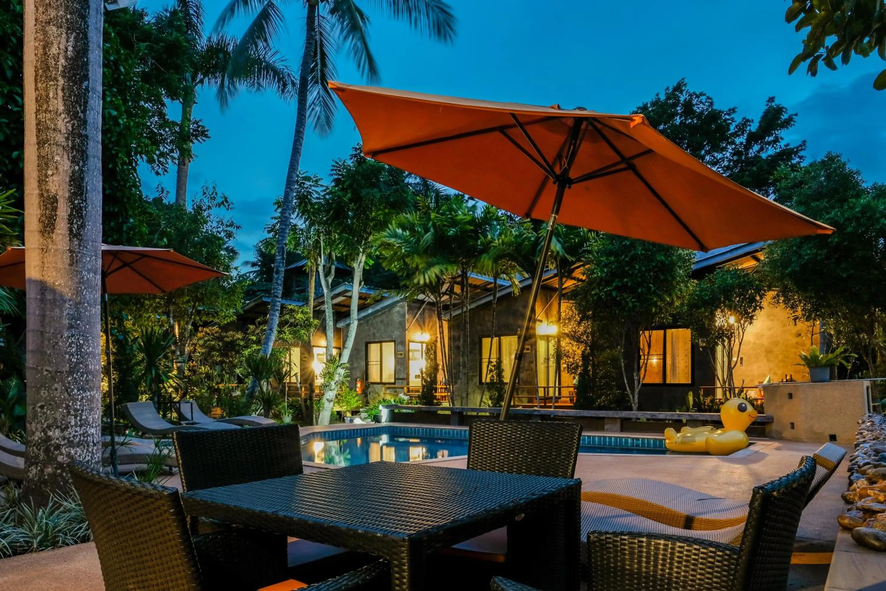 Swimming pool in Family House @ Pai