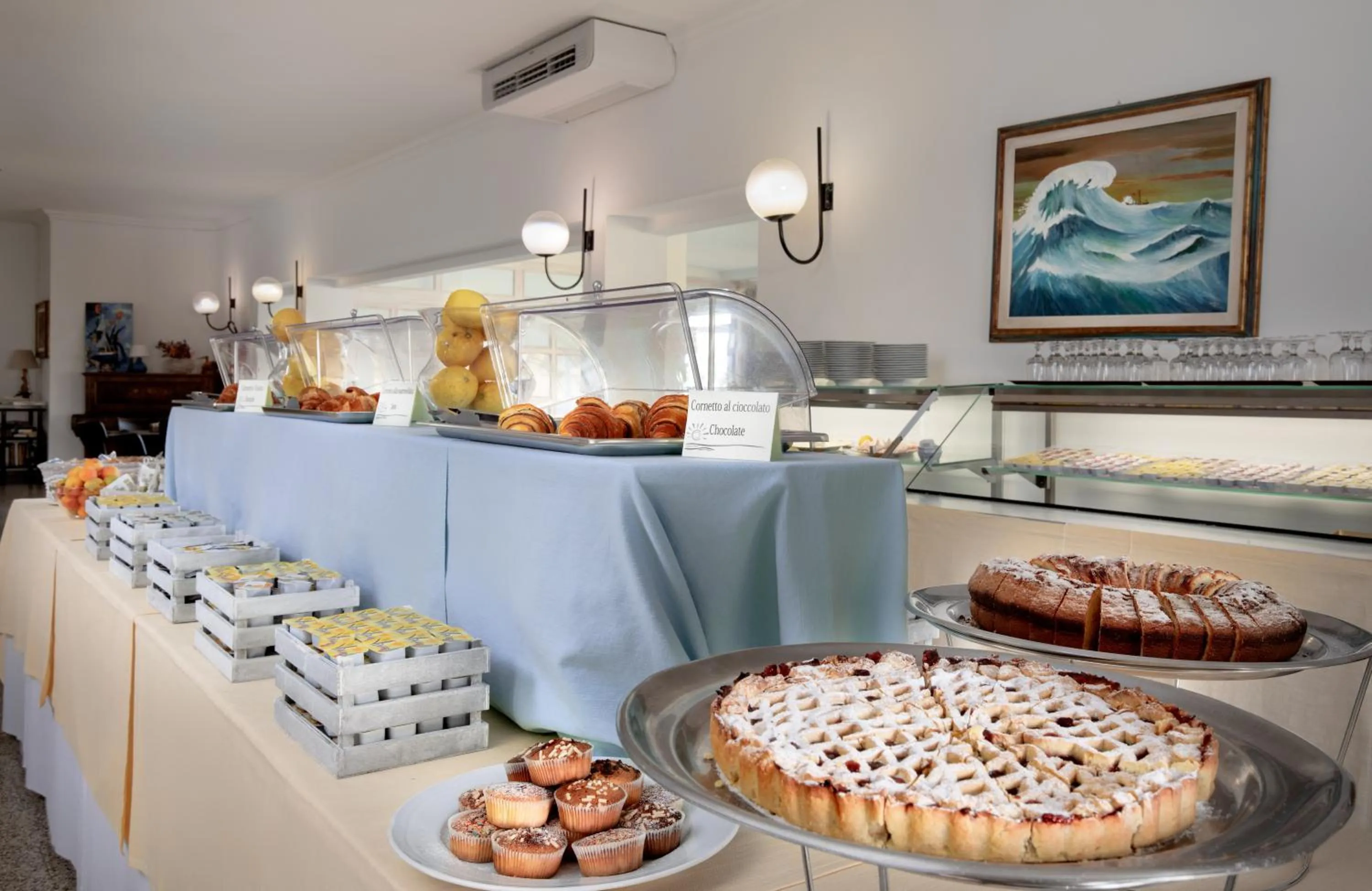 Buffet breakfast in Hotel Castello