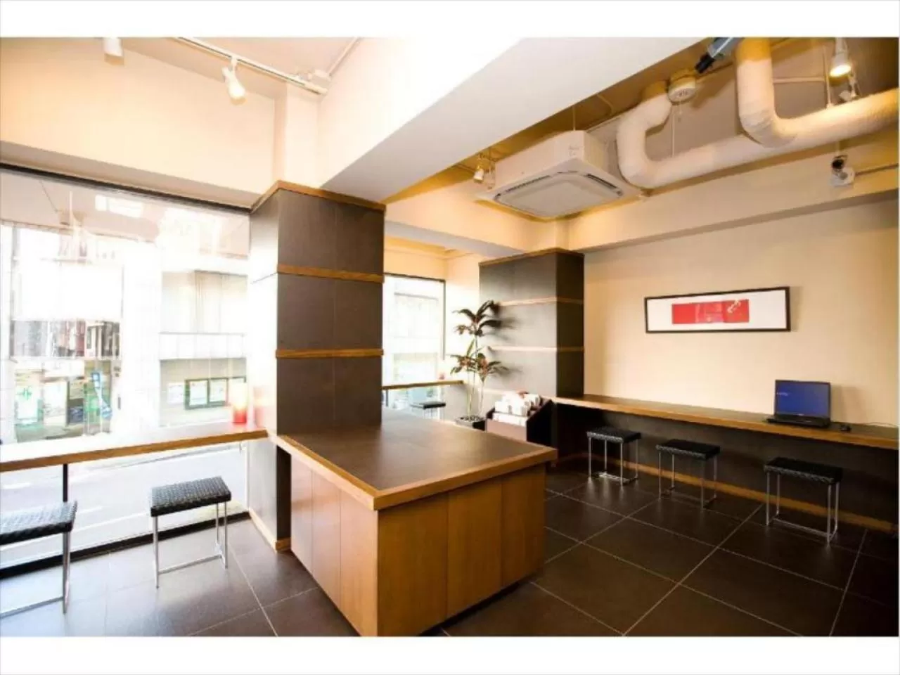 Restaurant/places to eat in Pod Select Hotel Shinjuku