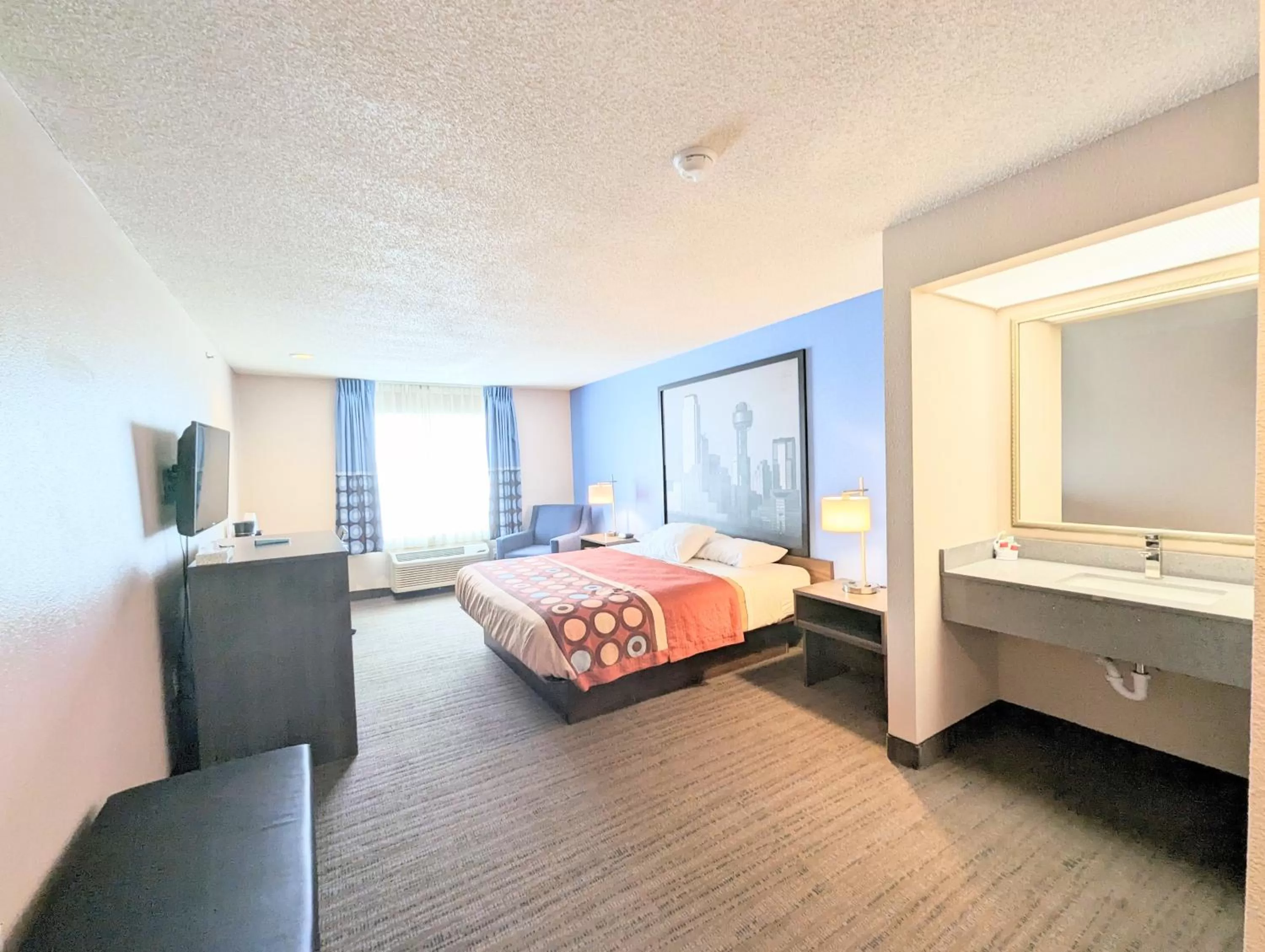 Photo of the whole room, Bed in Super 8 by Wyndham Garland Rowlett East Dallas Area