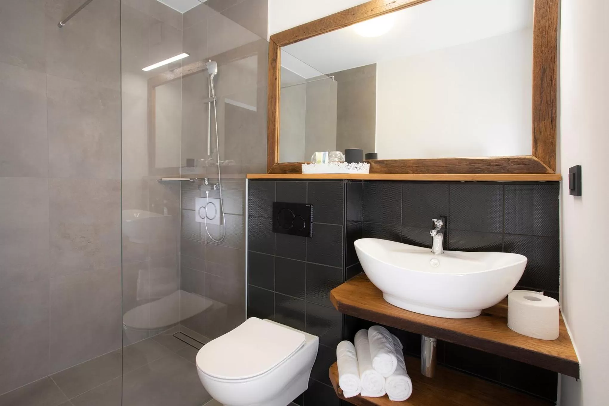 Bathroom in House Troha - Rooms & Apartments