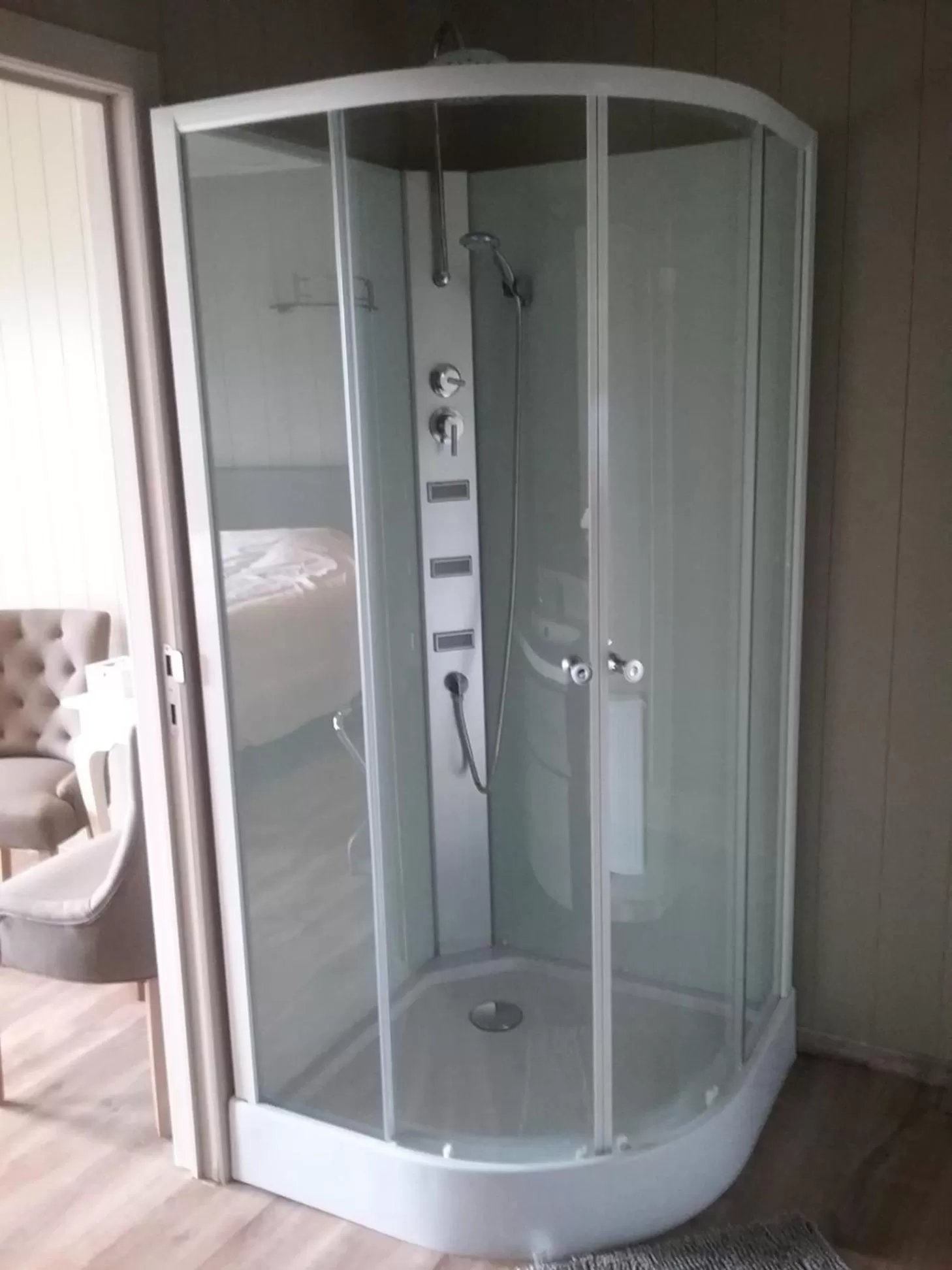 King Room with Garden View in B&B De Dulle Koe