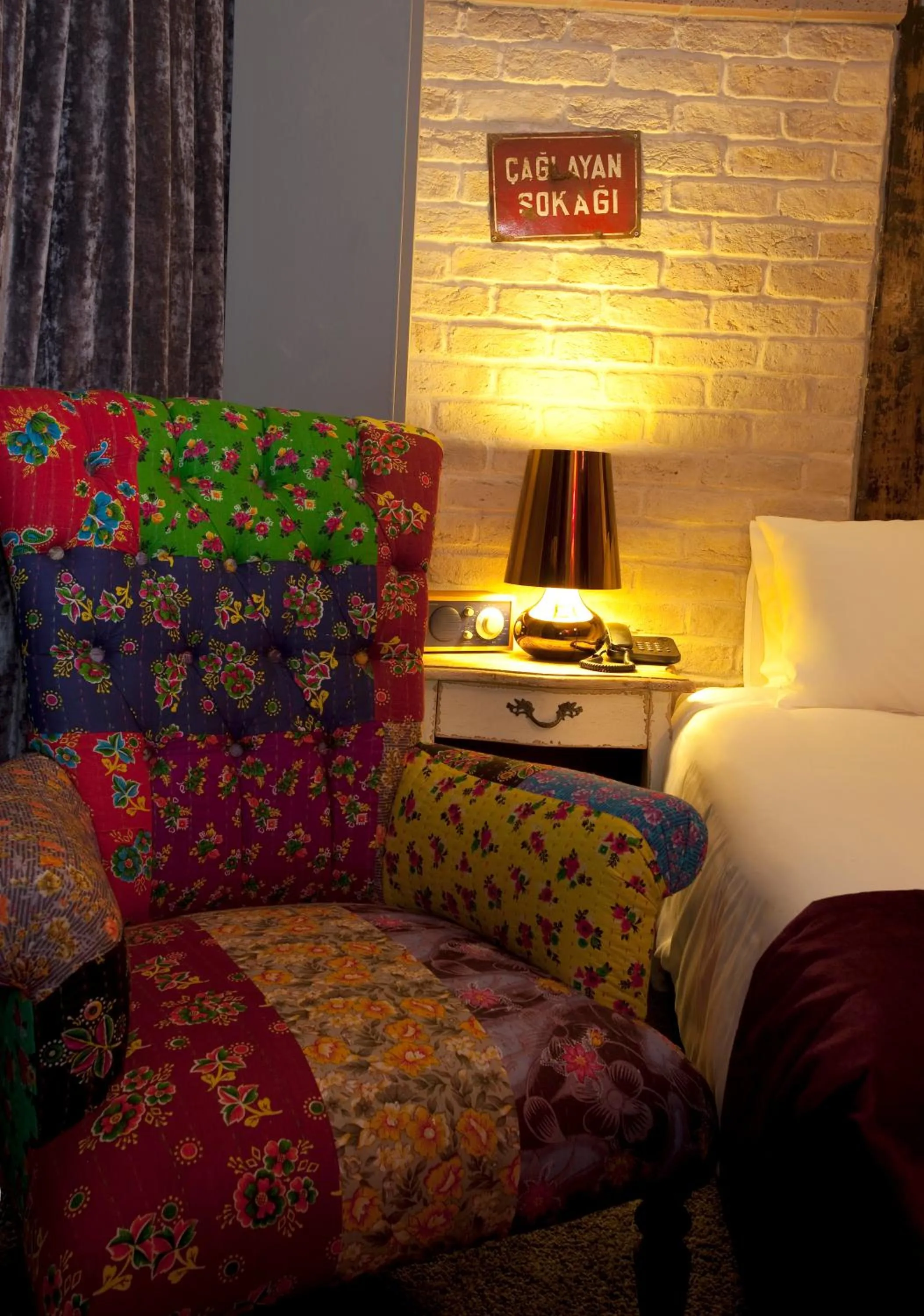 Massage, Bed in Hypnos Design Hotel