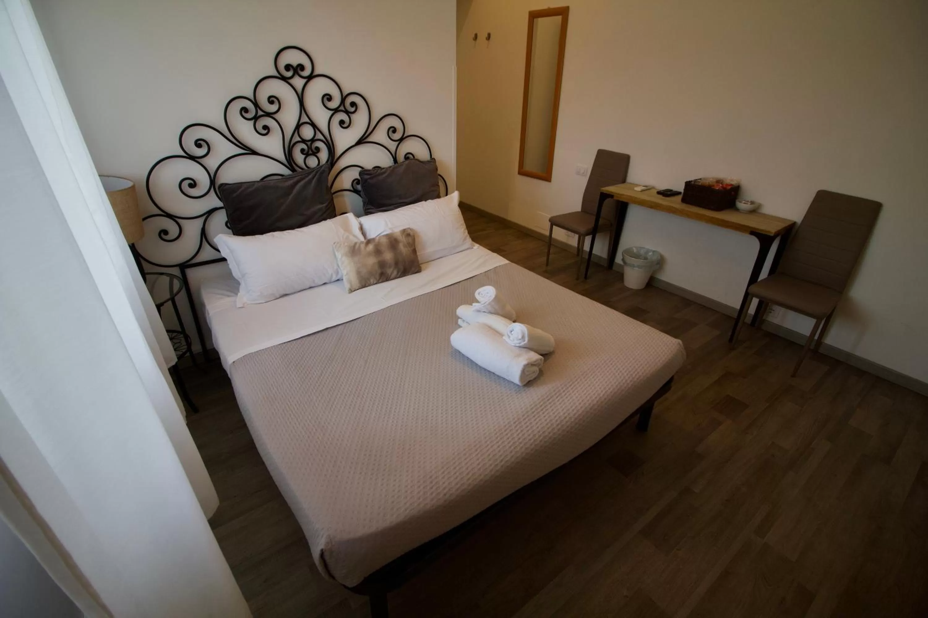 Bedroom, Bed in Enjoy Vatican