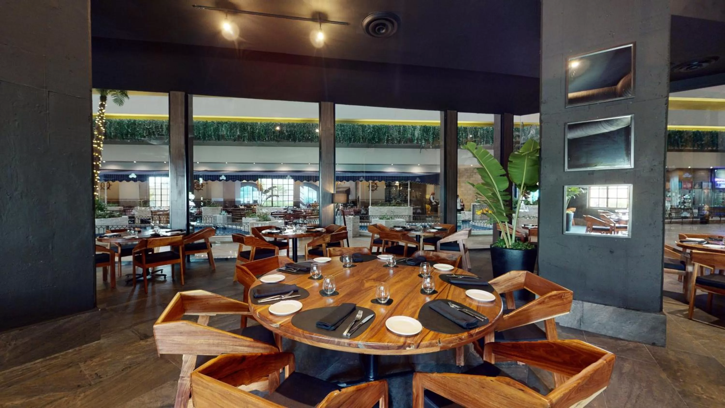 Restaurant/places to eat in Seadust Cancun Family Resort - All Inclusive