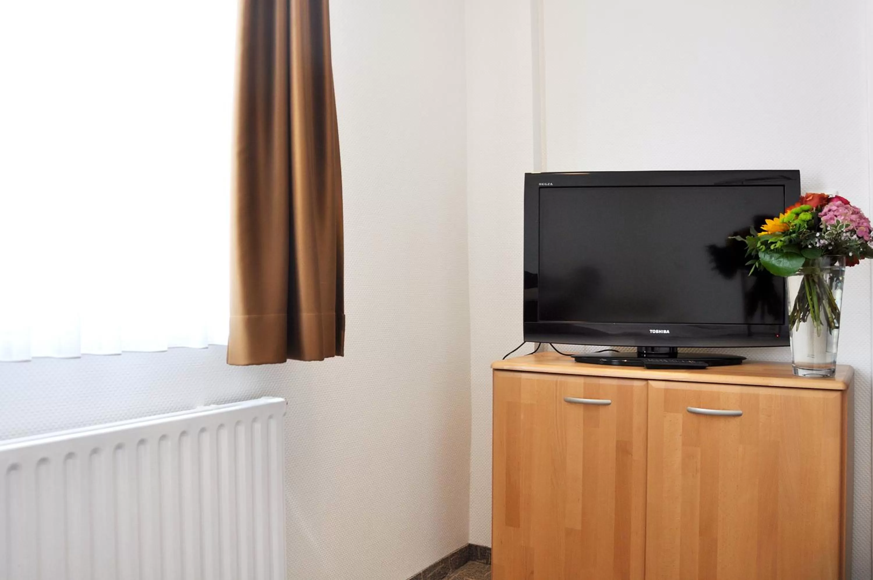 TV and multimedia in Hotel Atlantik