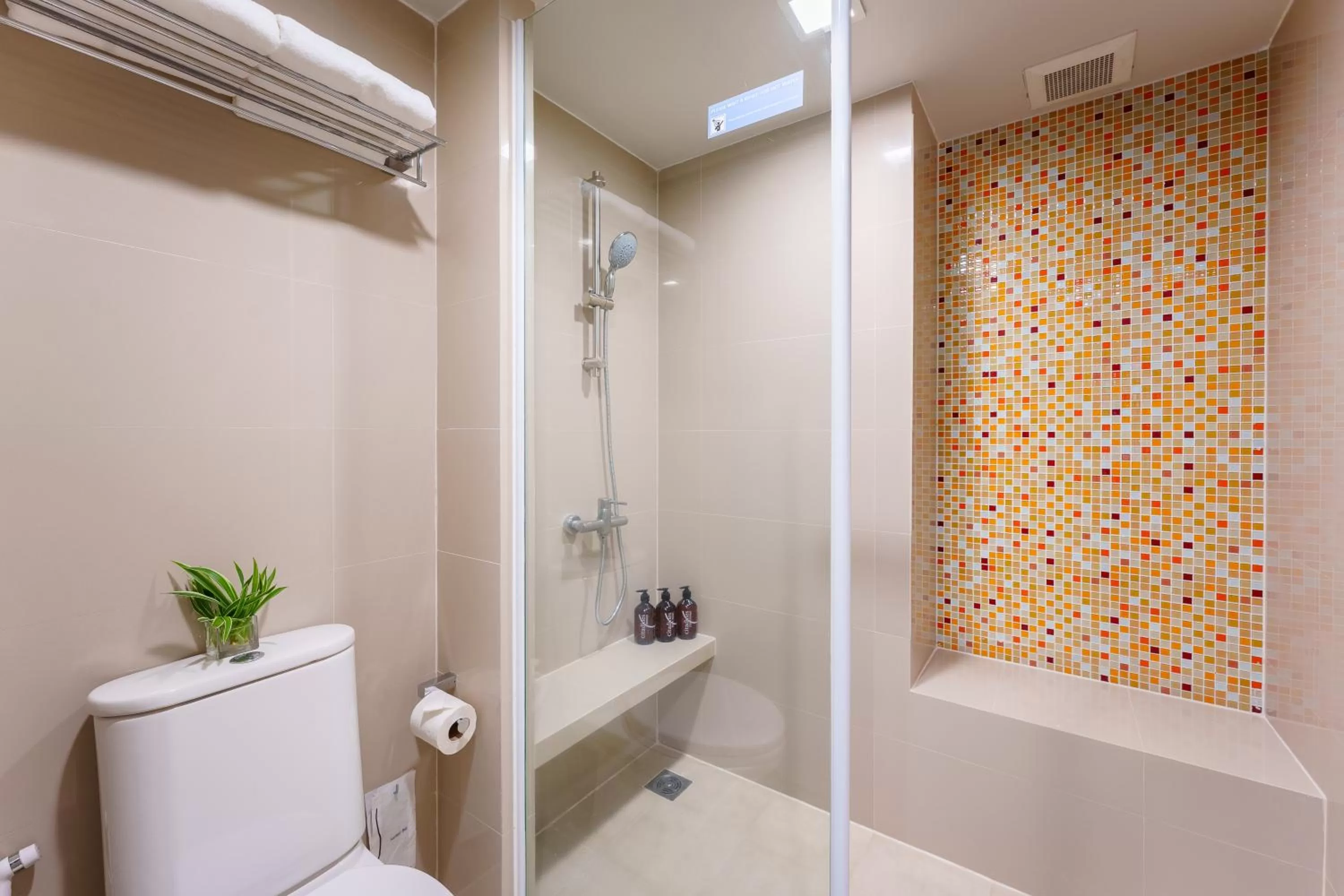 Shower in Citadines Sukhumvit 16 Bangkok