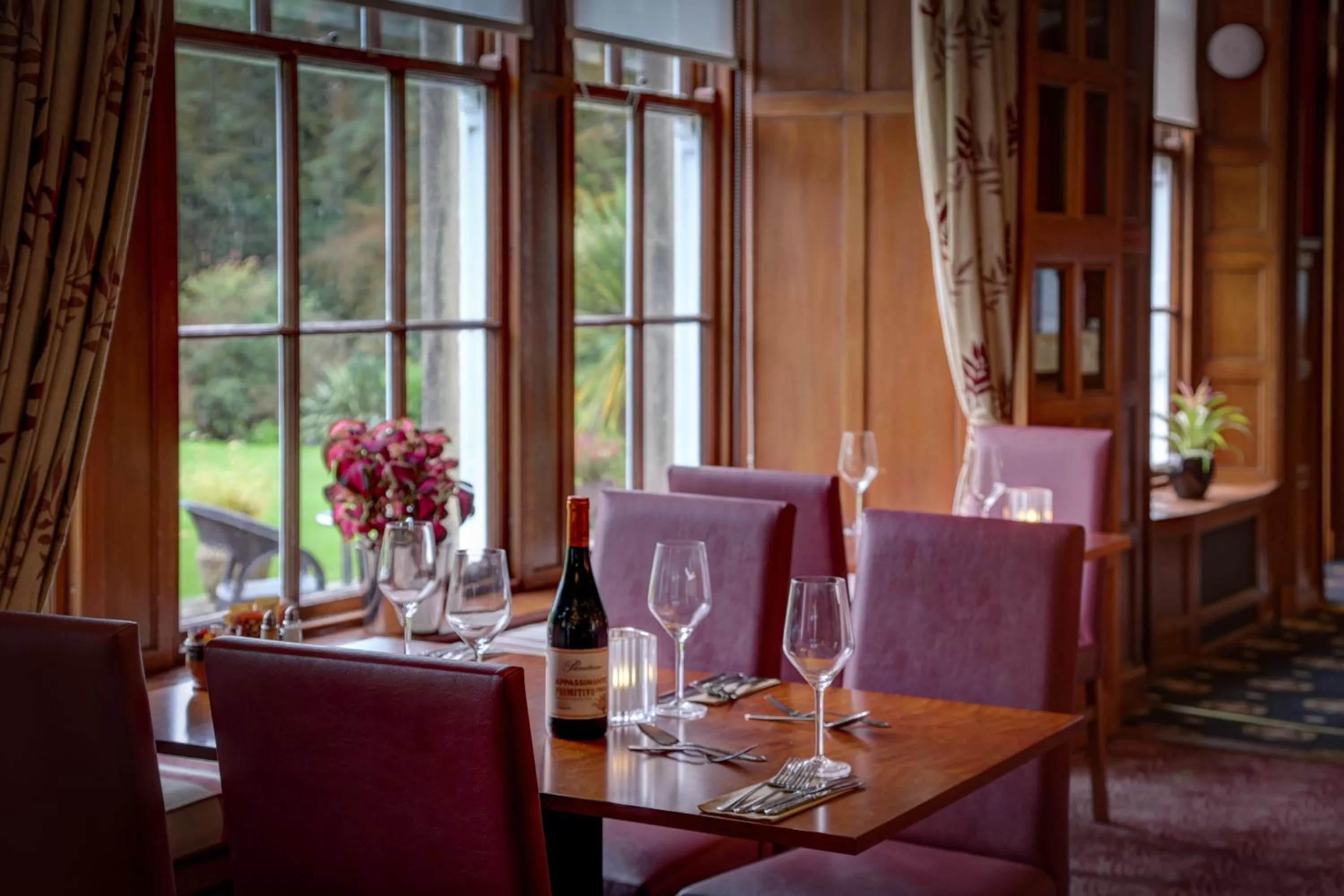 Restaurant/places to eat in Best Western Balgeddie House Hotel