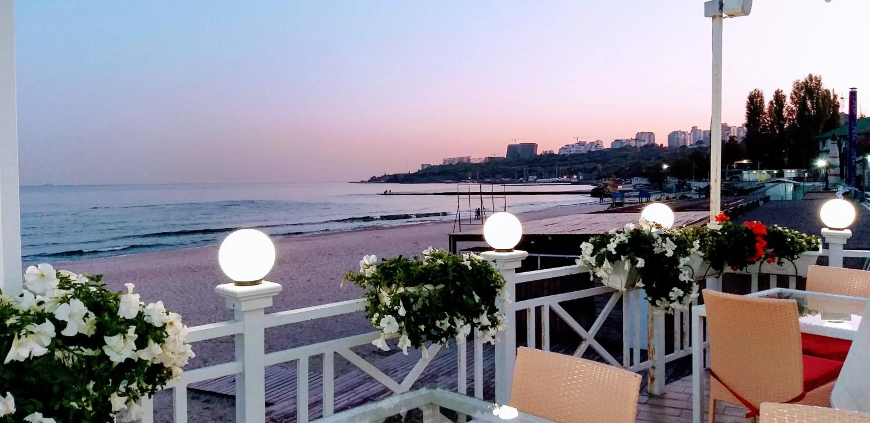 Restaurant/places to eat in Shalanda