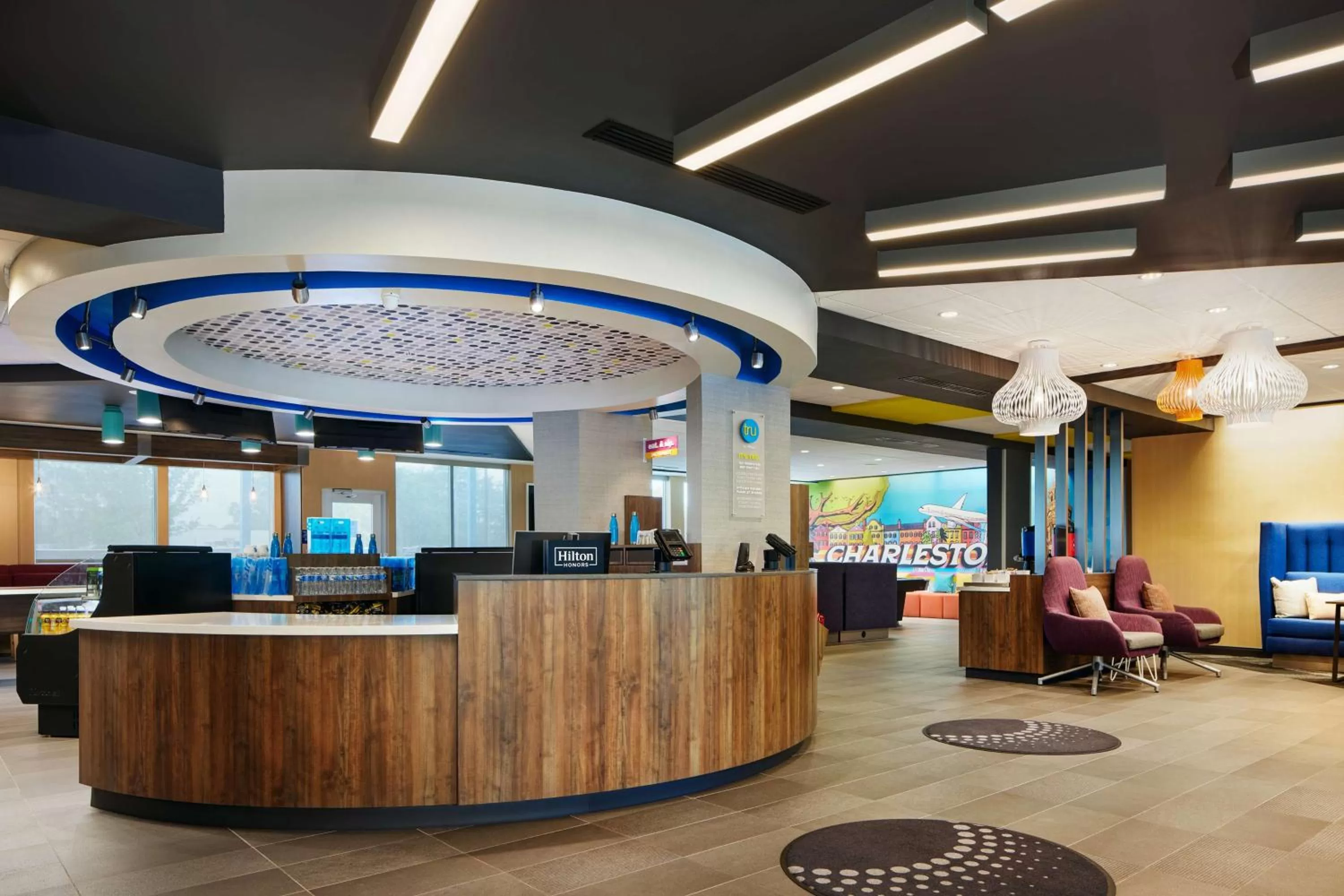 Lobby or reception in Tru By Hilton Charleston Airport