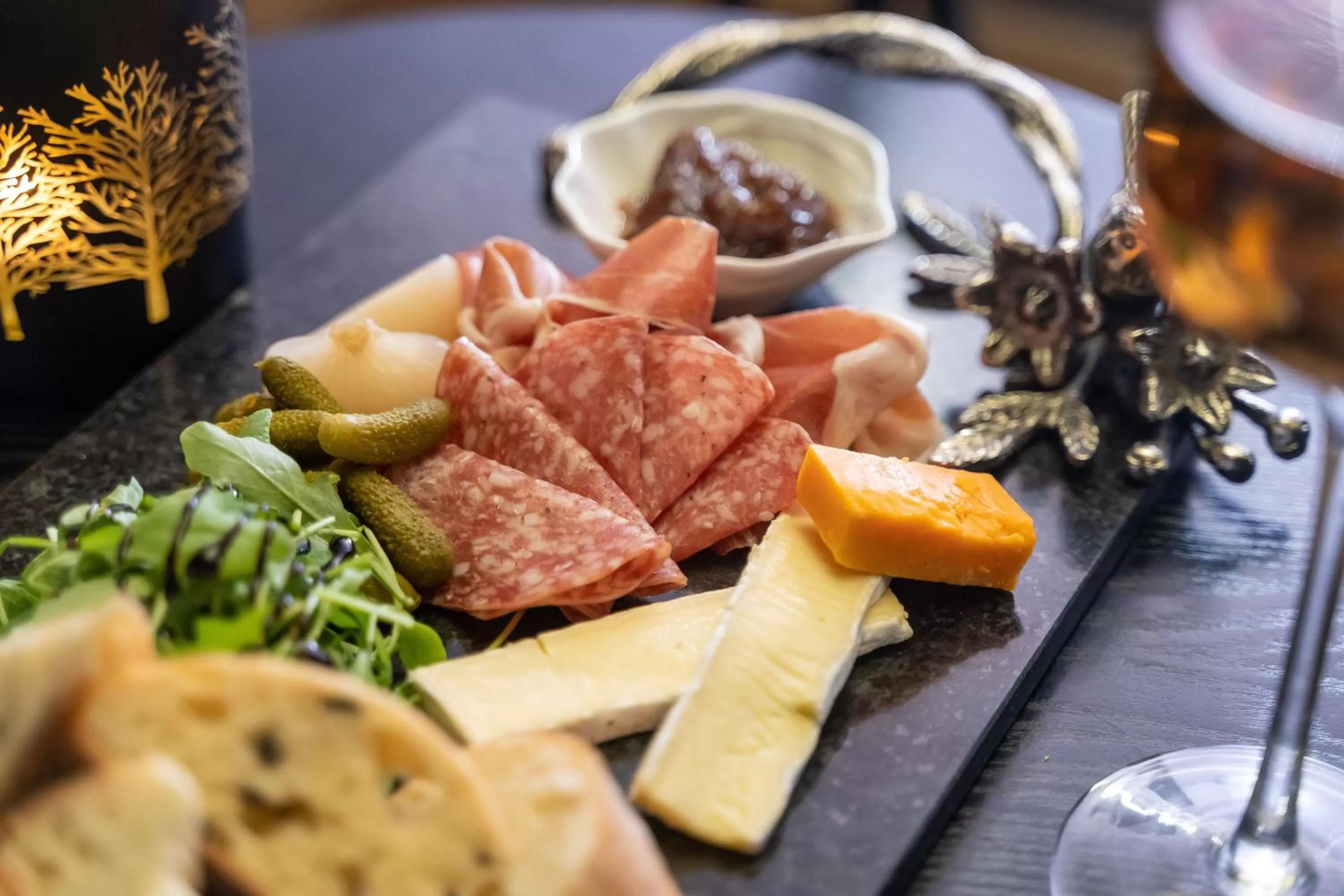 Food and drinks in Guildford Manor Hotel & Spa