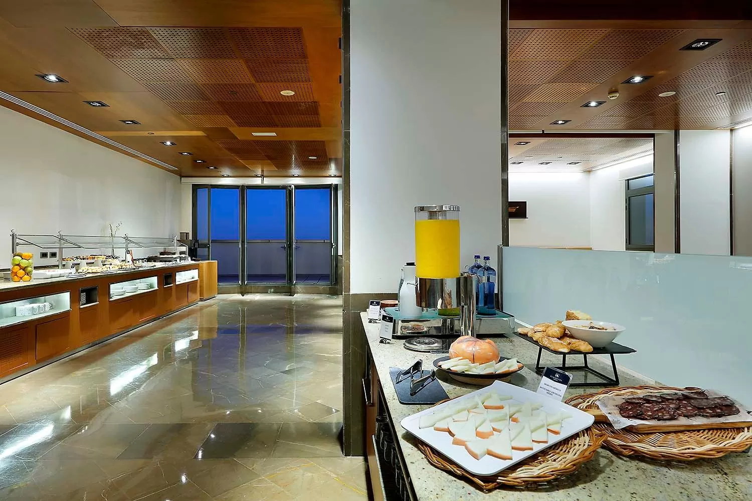 Restaurant/places to eat in Eurostars Gran Valencia