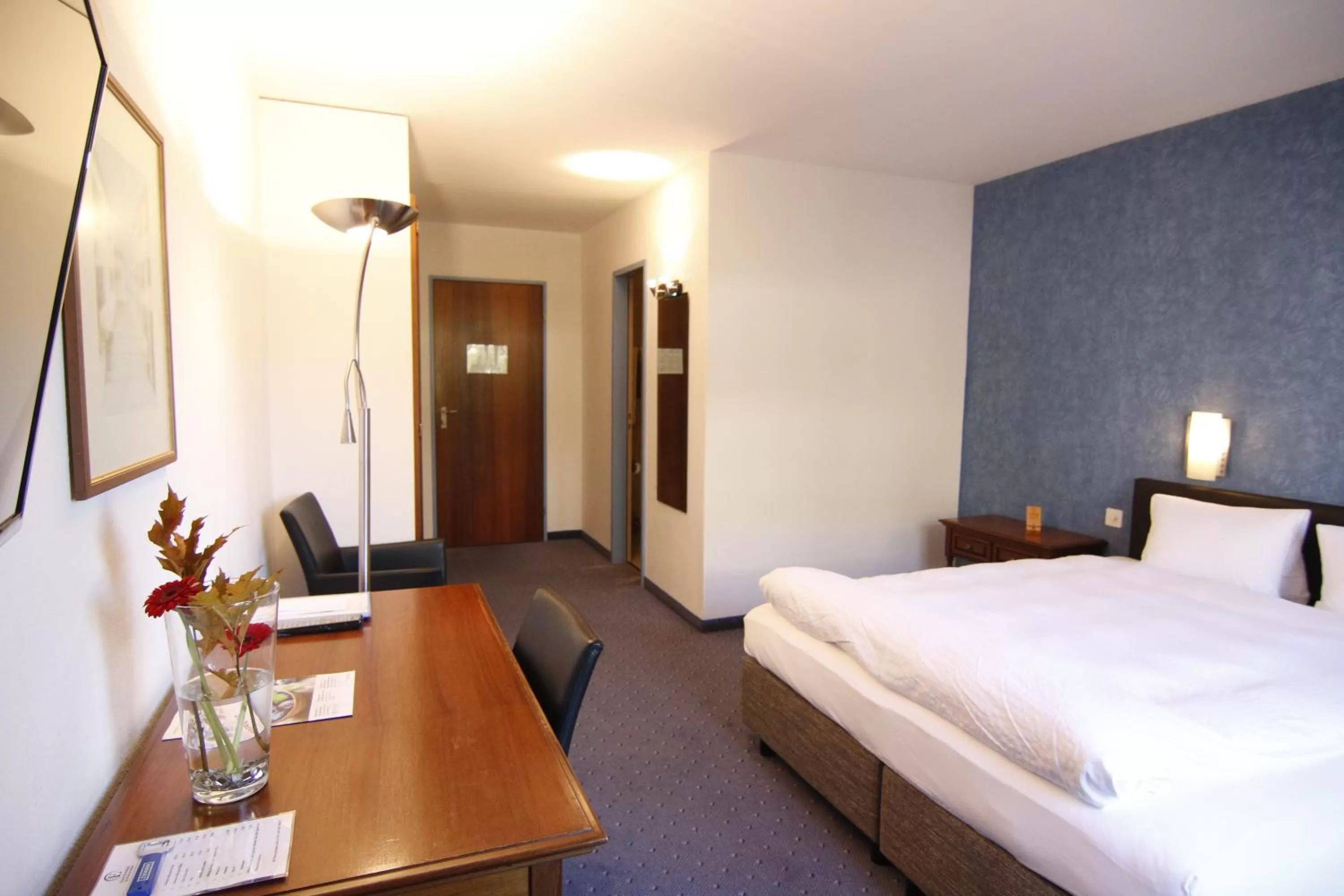 Photo of the whole room, Bed in Hotel Eremitage