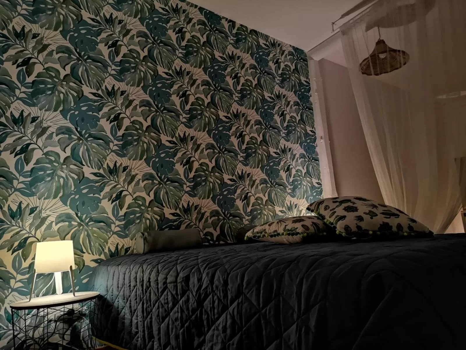 Bedroom, Bed in ROOM33