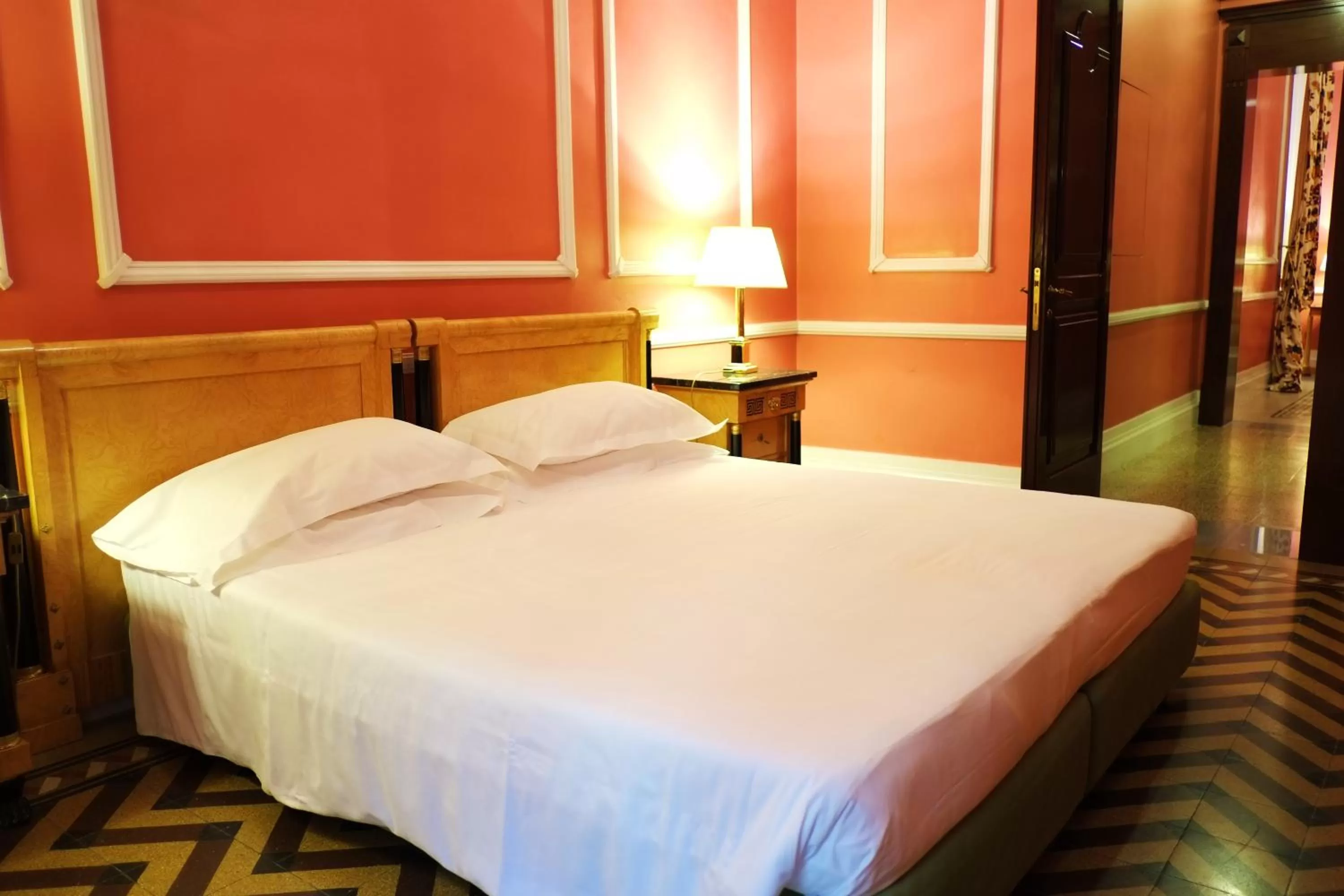 Bedroom, Bed in Hotel Albani Firenze
