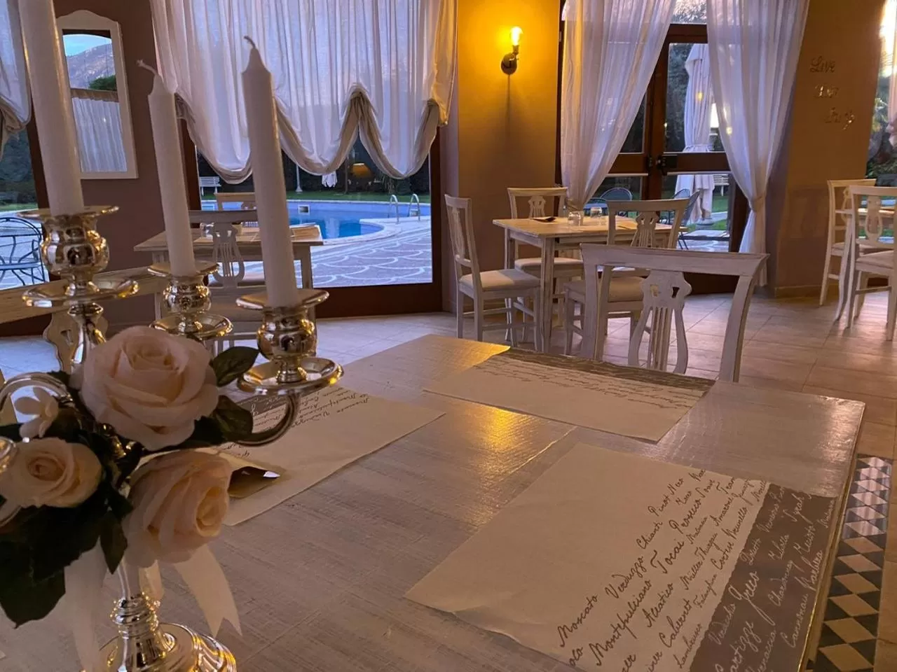 Restaurant/places to eat in Park Hotel Imperatore Adriano