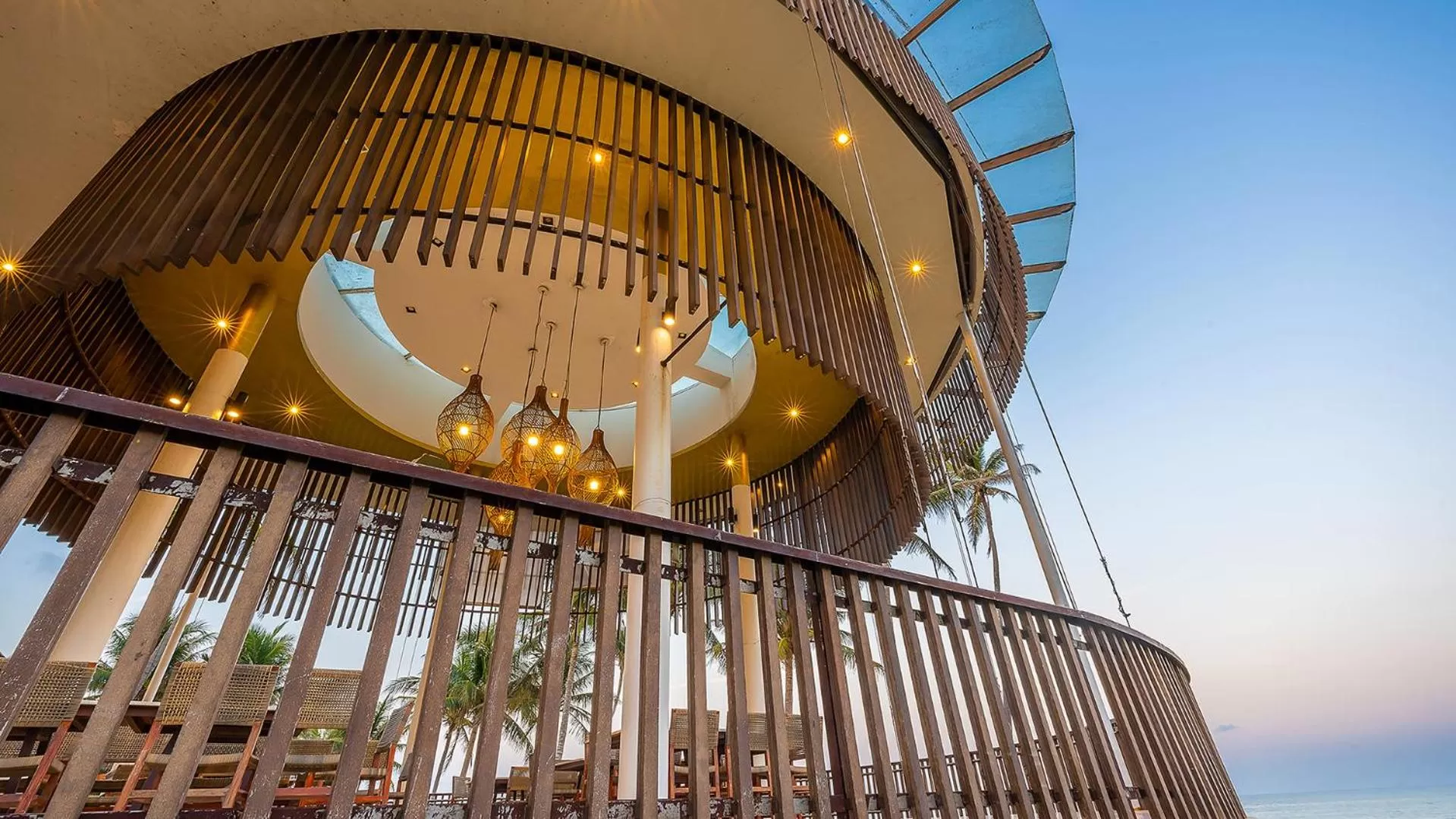 Restaurant/places to eat in Ban Saithong Beach Resort