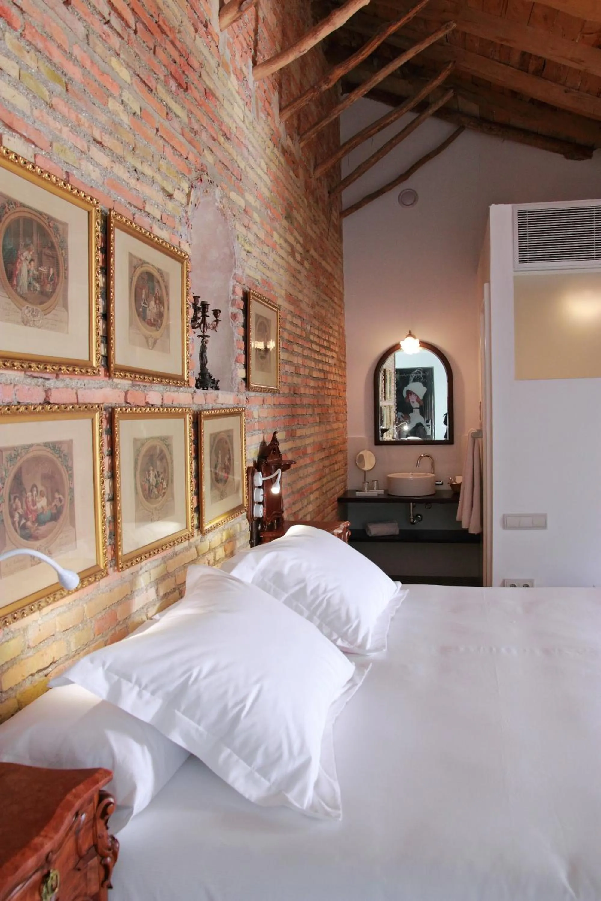 Bed in Hotel Patria Chica