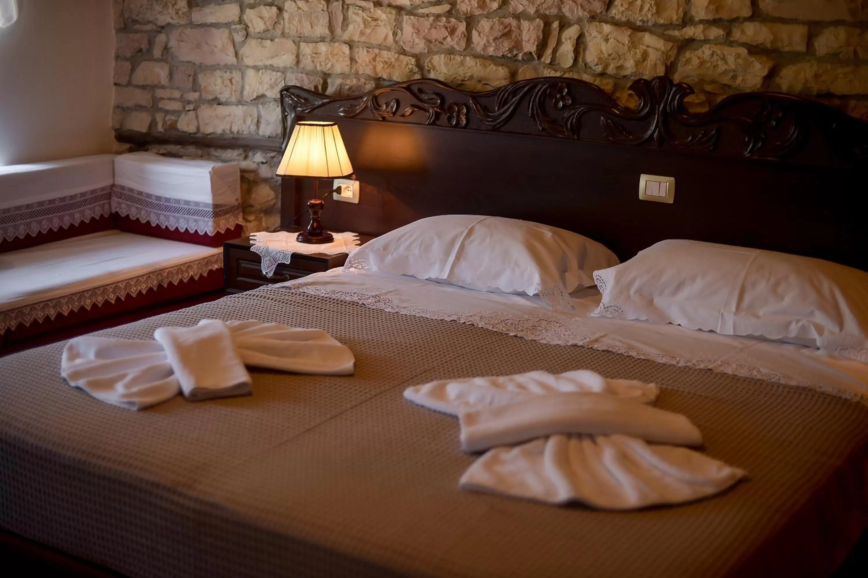 Decorative detail, Bed in Hotel Kalemi 2