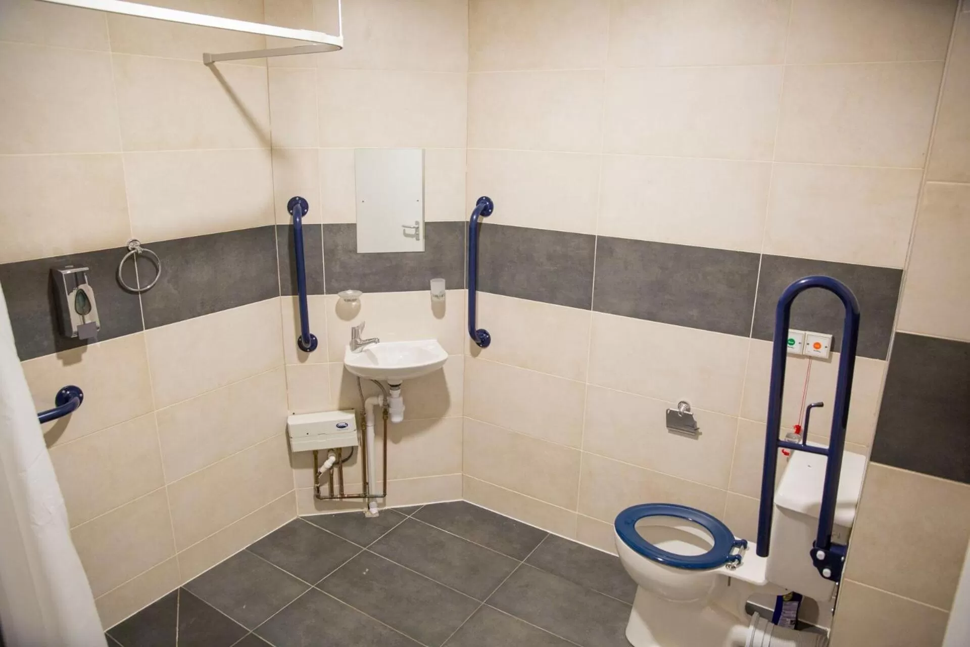 Shower in Halfway Hotel