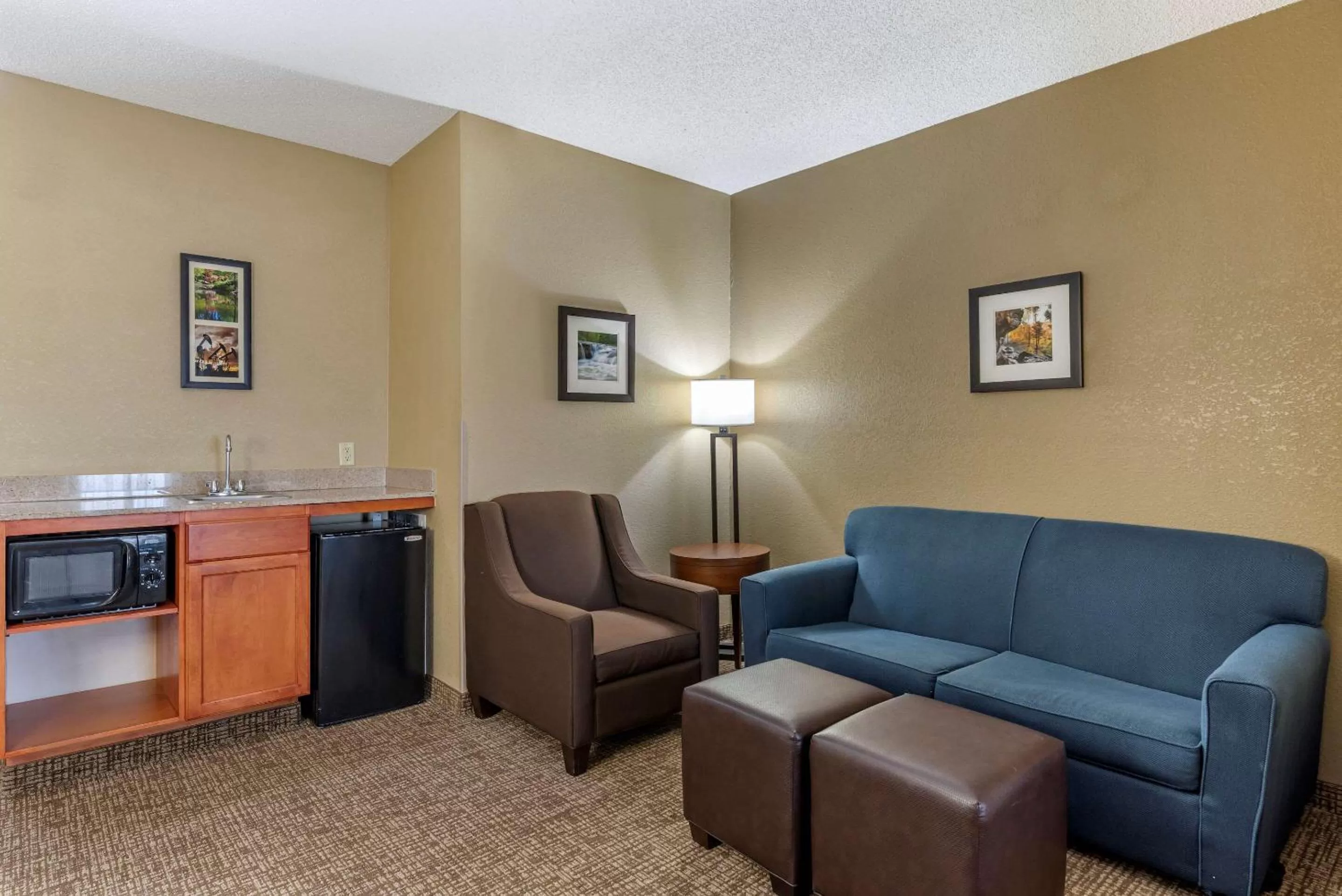 Photo of the whole room in Comfort Inn & Suites El Dorado