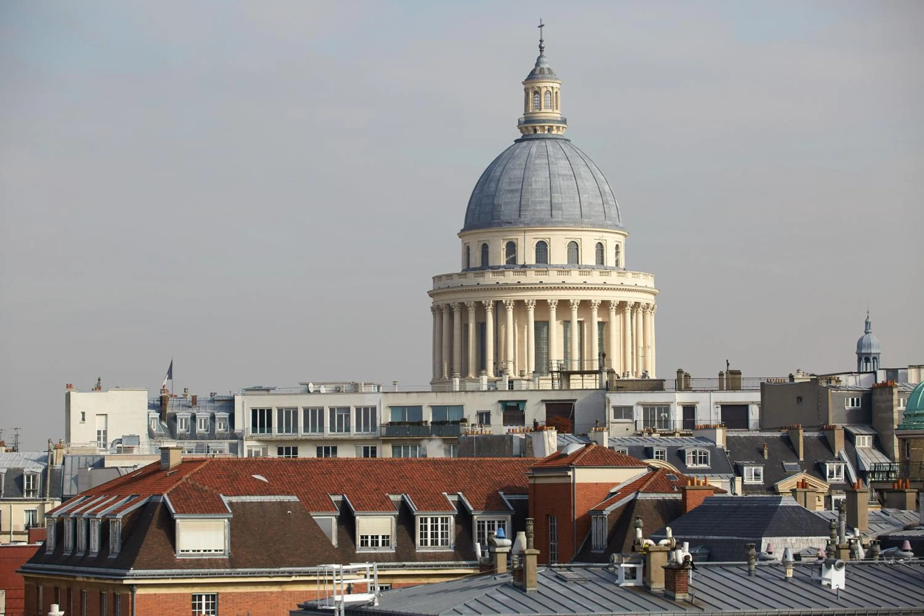 Balcony/Terrace in Hôtel Relais Saint Jacques Paris