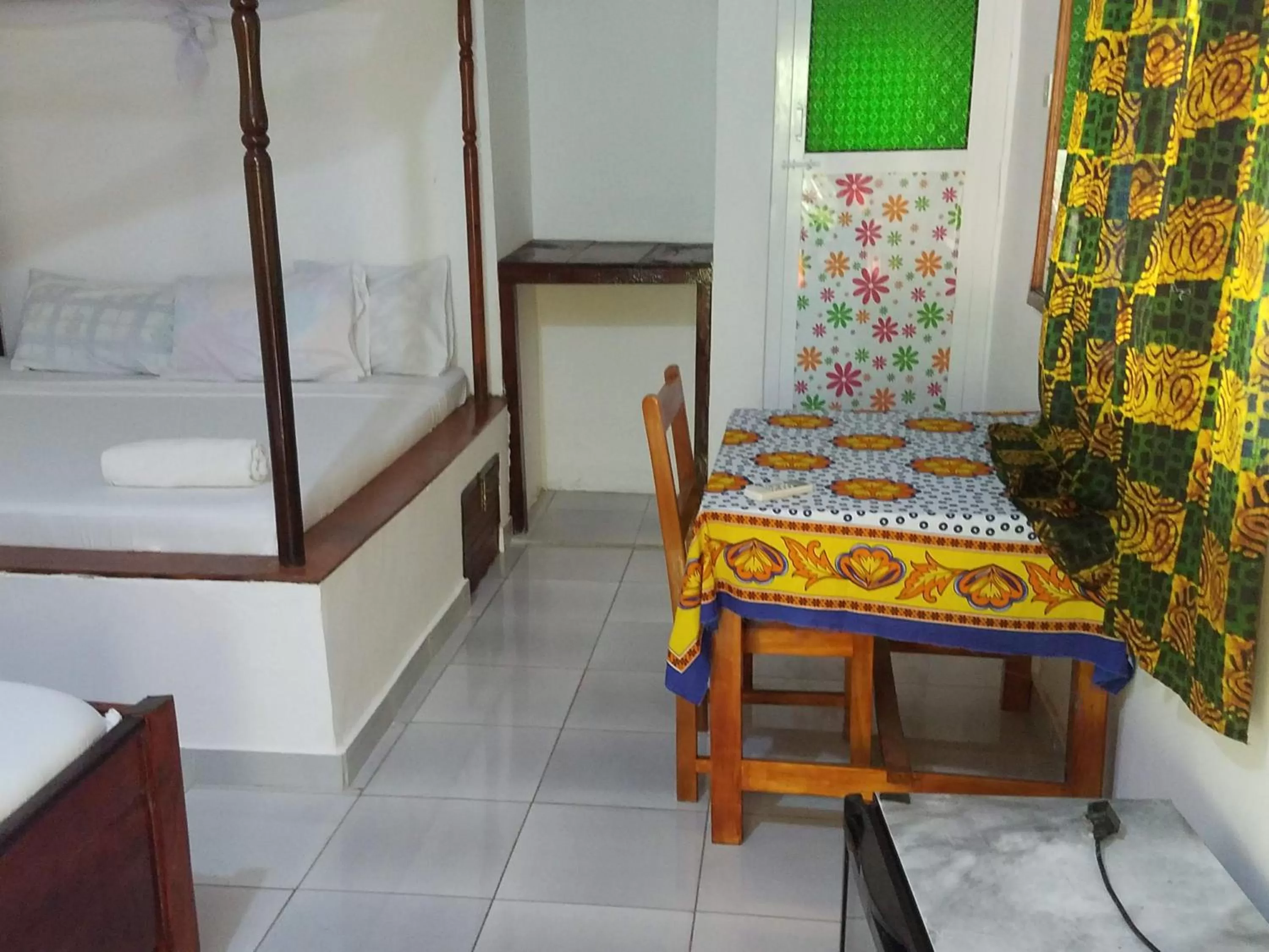 Baraka Aquarium Bungalows