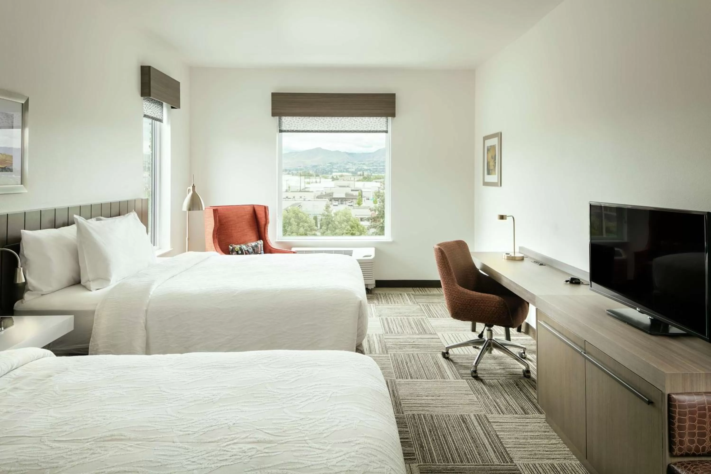 Queen Room with Two Queen Beds - Mobility/Hearing Accessible in Hilton Garden Inn Wenatchee, Wa