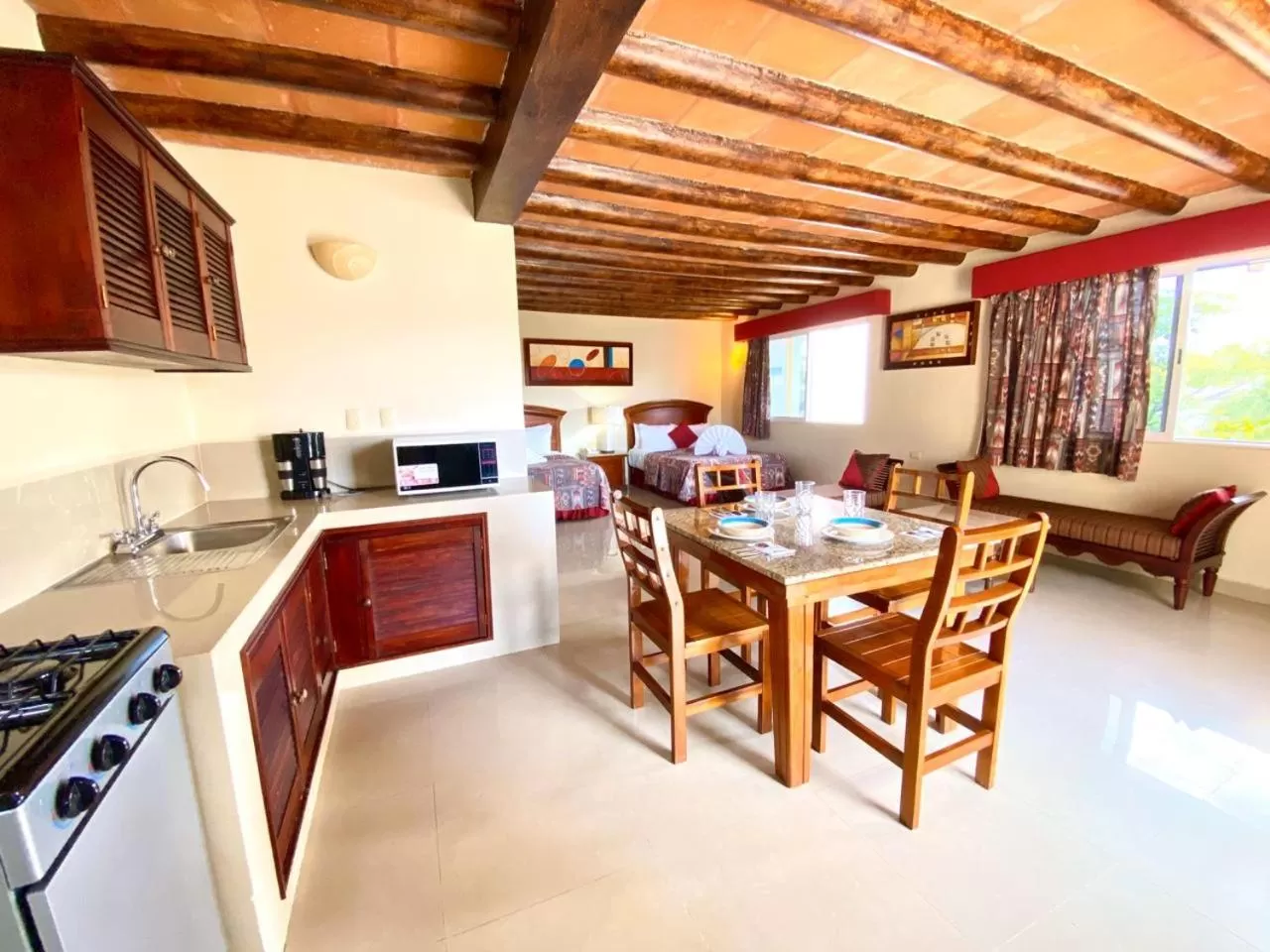 Kitchen or kitchenette in Hotel El Campanario Playa del Carmen