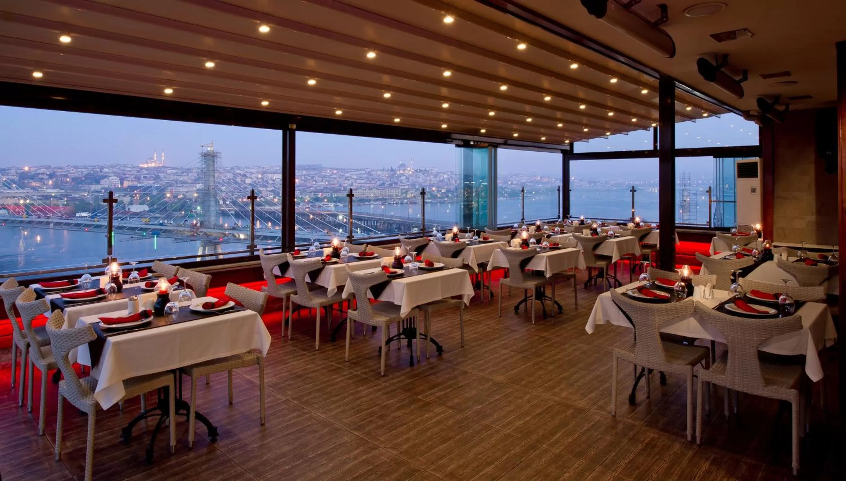 Restaurant/places to eat in Istanbul Golden City Hotel